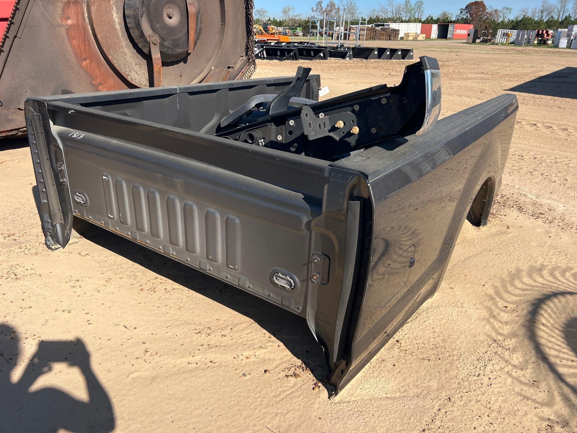 FORD TRUCK BED W/ MISC PARTS (A64280)