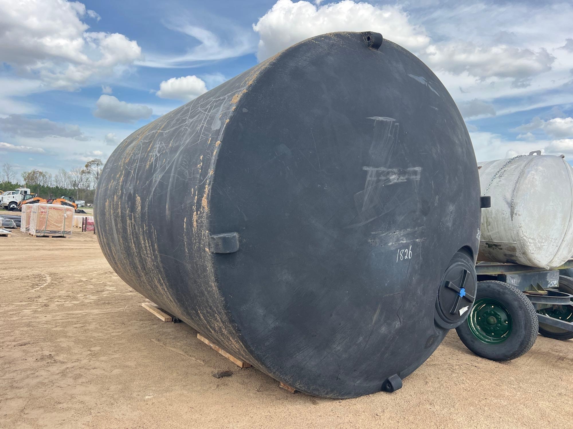 5000 GALLON WATER TANK W/RELEASE VALVE (A64280)