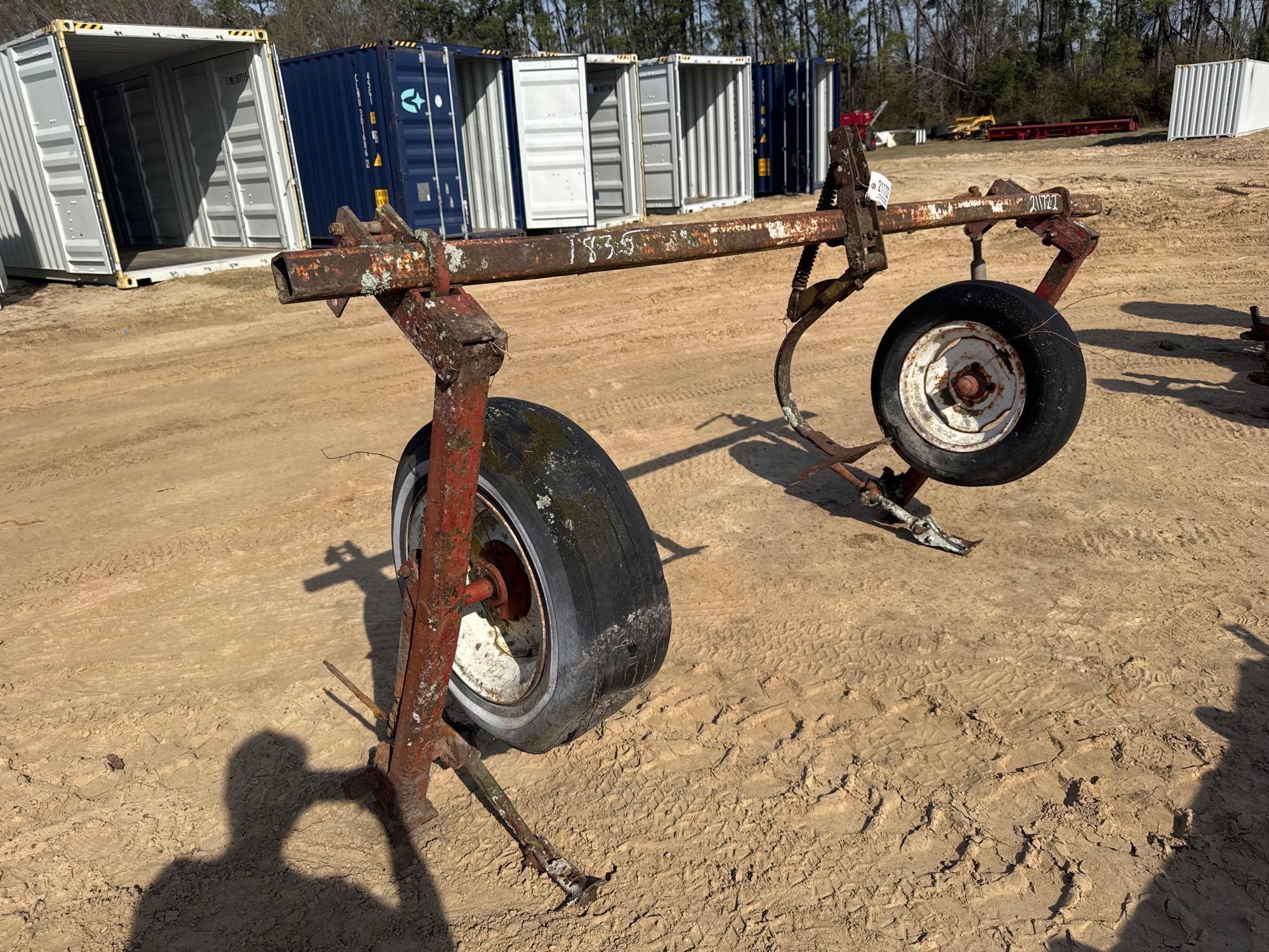 (2) ROW CULTIVATOR W/GAUGE WHEELS (A62130)