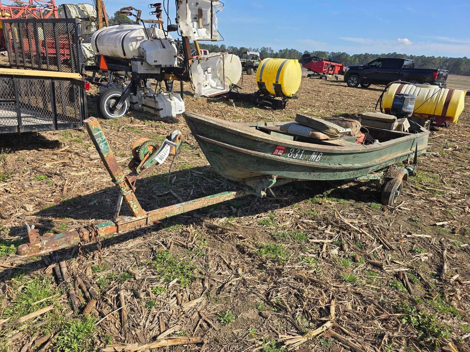 WOOD V-HULL BOAT Mercury 25 MOTOR AND TRAILER (A63291)