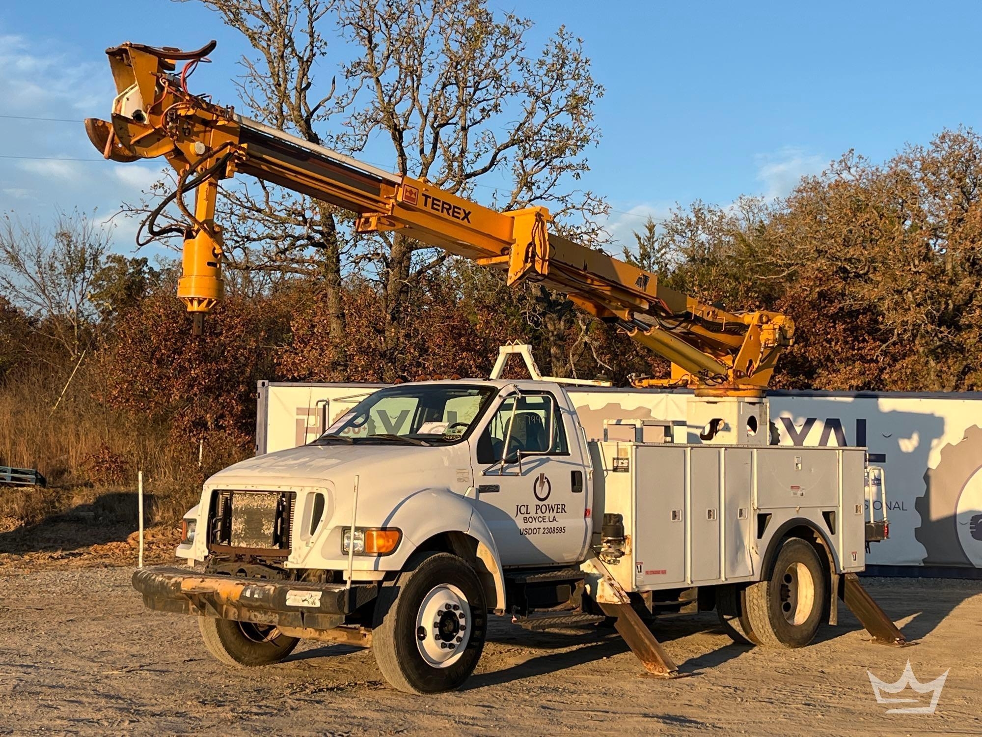 2006 Ford F-750 Terex Commander C1017 Digger Derrick Truck (A60352)