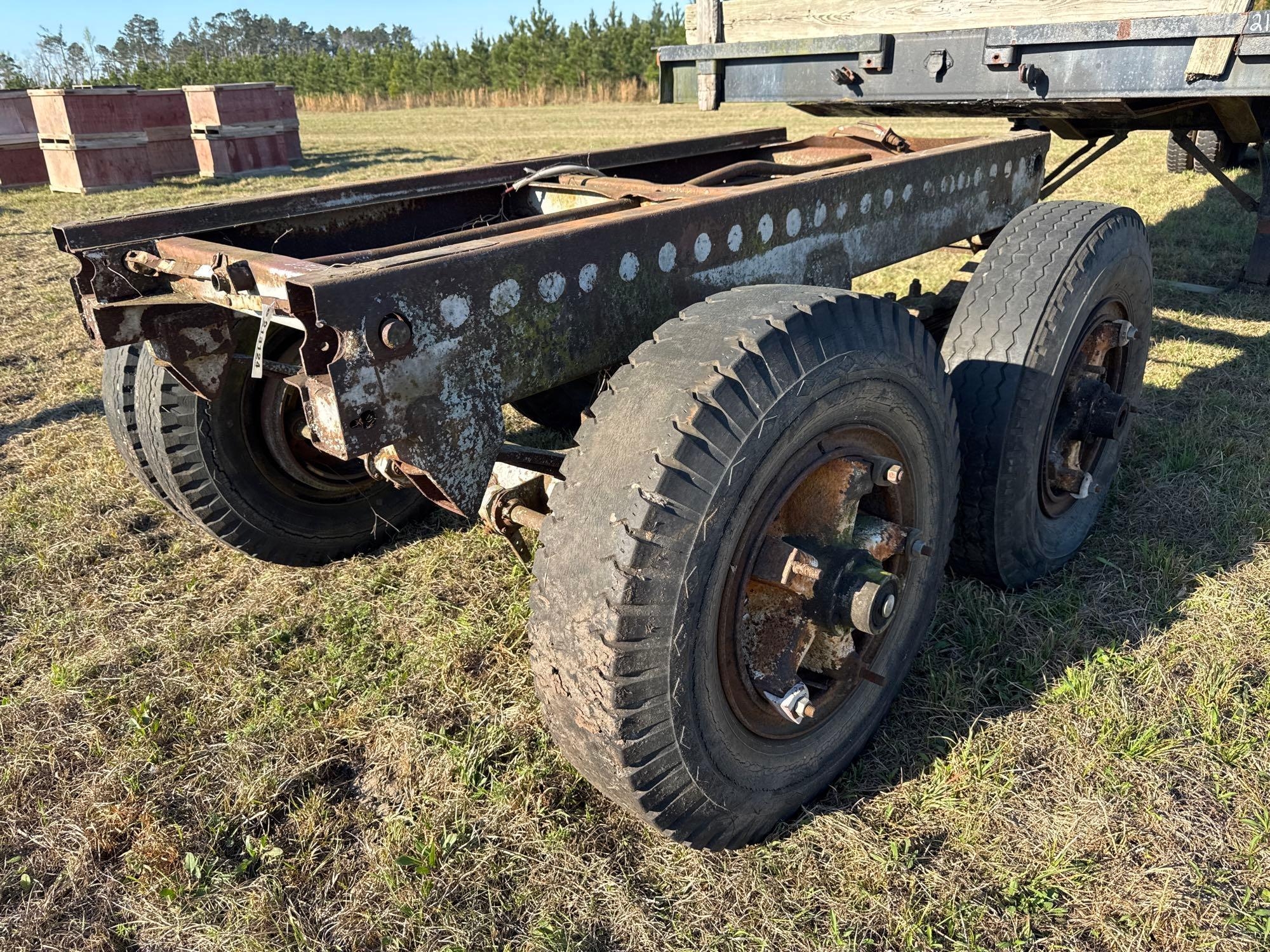 TRAILER AXLES W/ SPRING SUSP, 10.00-20 TIRES (A64276)