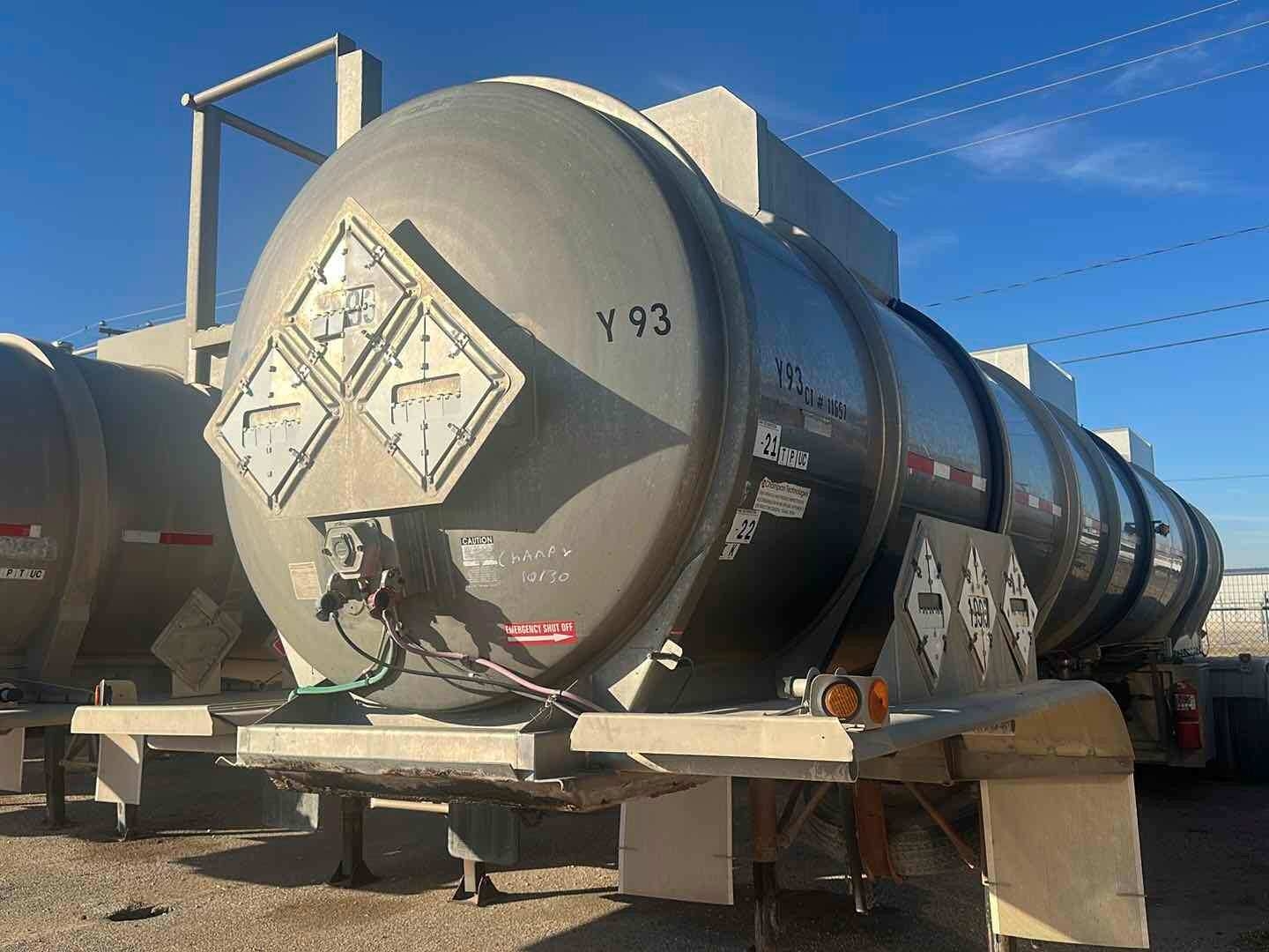 2002 POLAR TANK TRAILER TRANSPORT TRAILER (A55745)