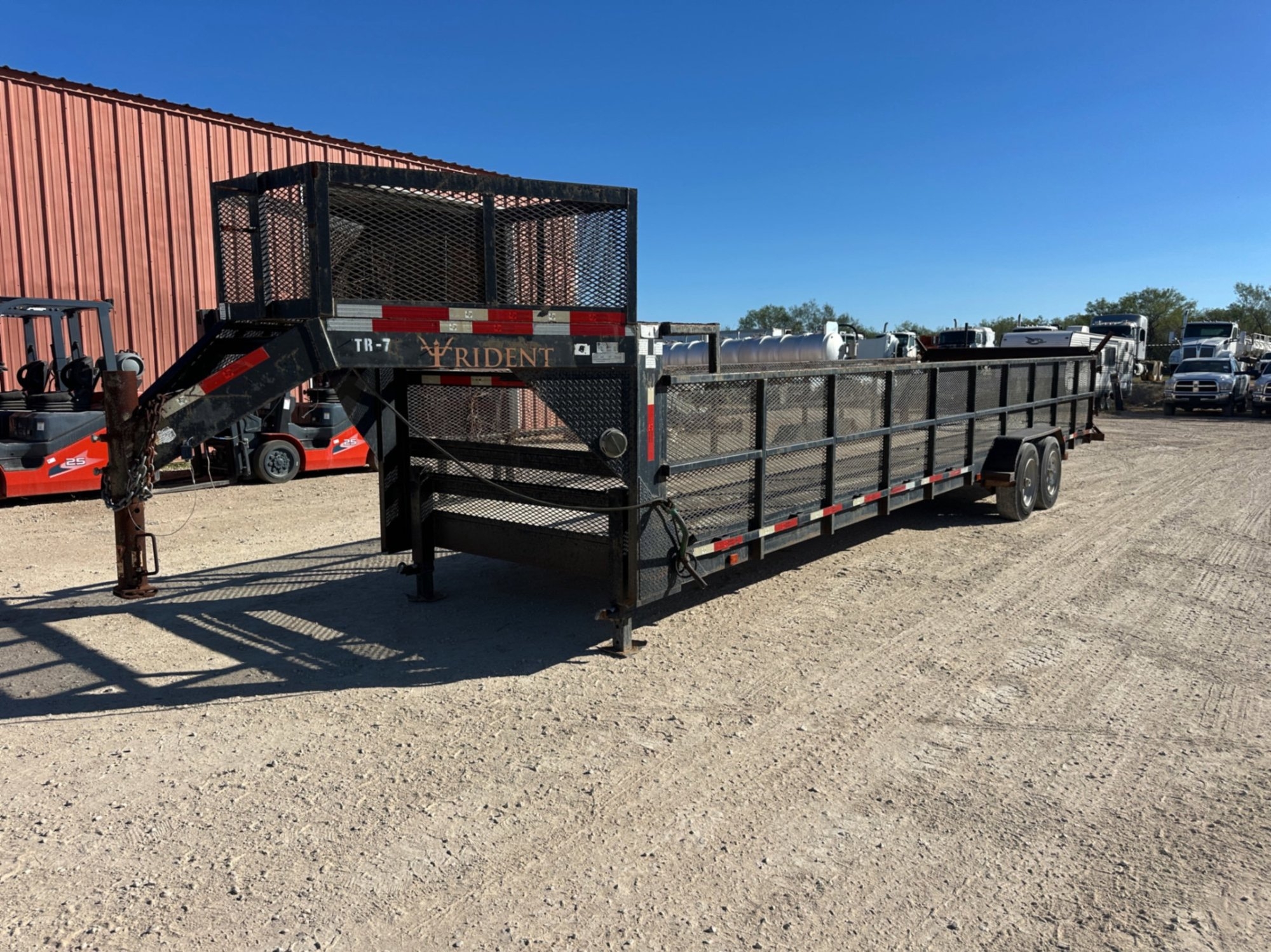 2015 TEXAS PRIDE TRAILER  30 FLATBED GOOSENECK TRAILER (A58216)