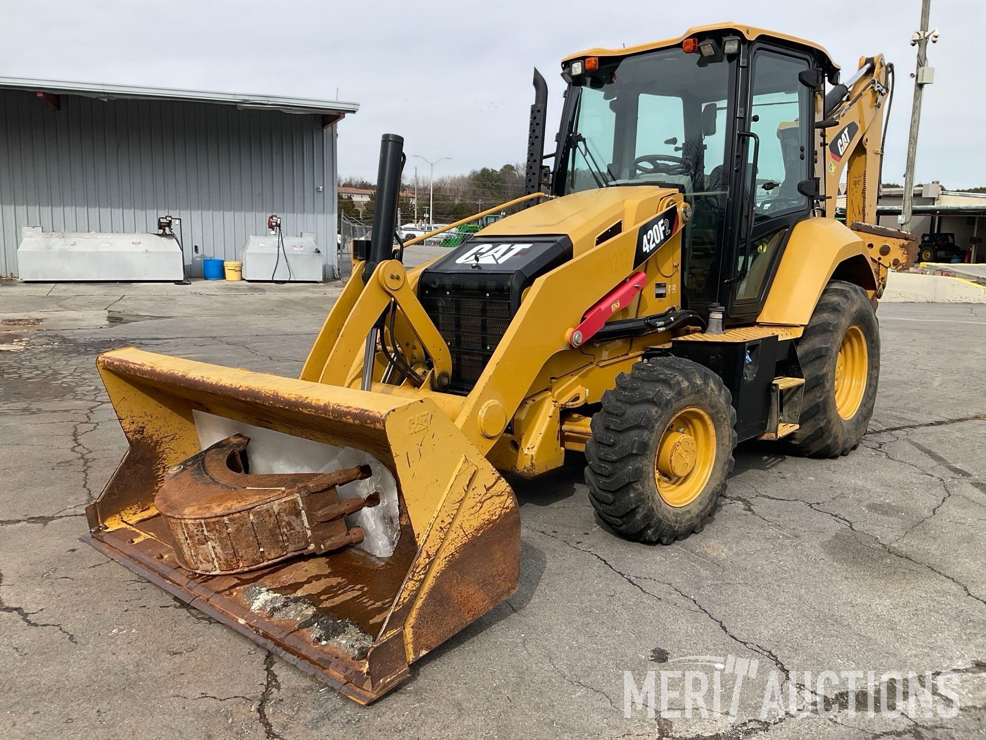 2017 CAT 420F2 Backhoe (A63109)