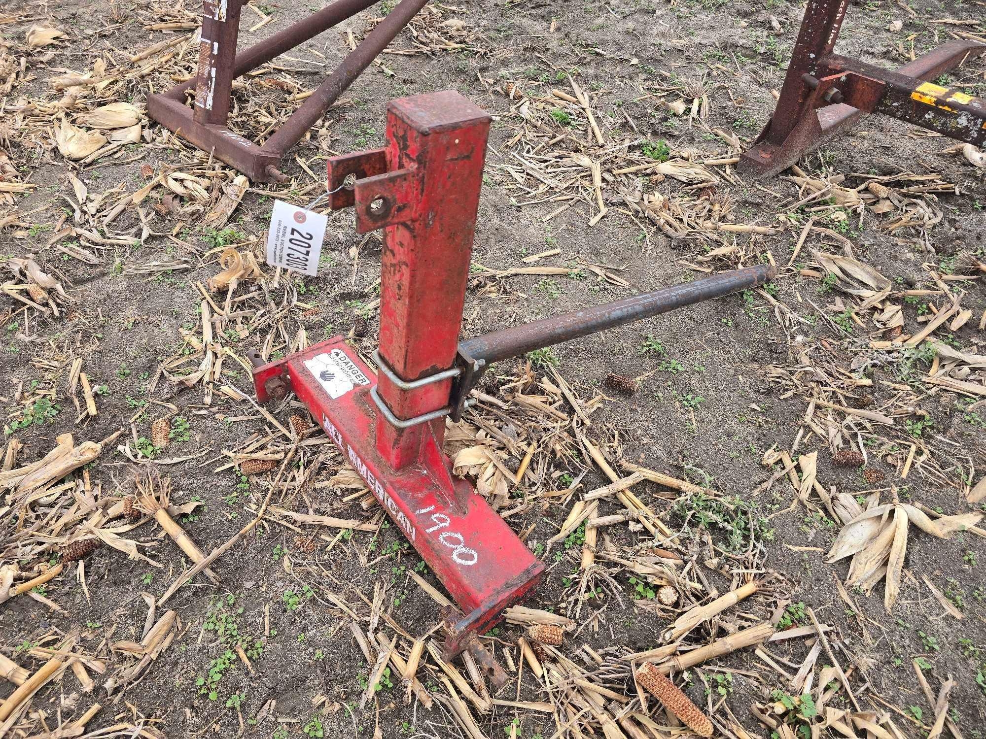 3 PT HAY SPEAR (A58374)