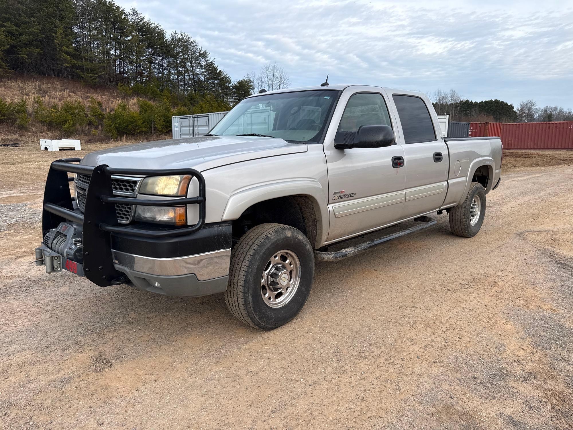 2005 Chevrolet Silverado 2500HD Pickup Truck, VIN # 1GCHK23205F931883 (A61165)