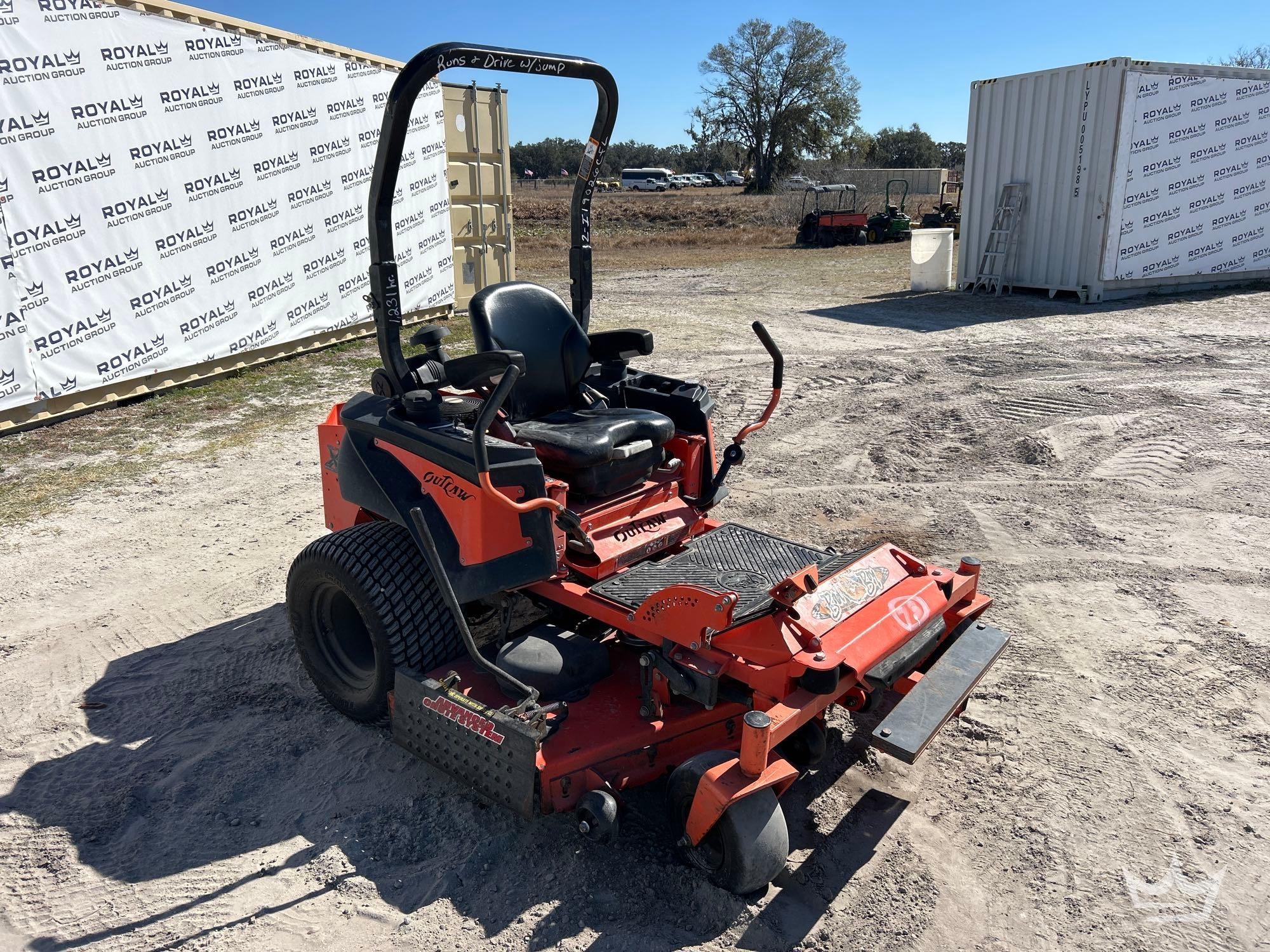 2017 Bad Boy Outlaw XP 60in. Zero Turn Commercial Mower (A64553)