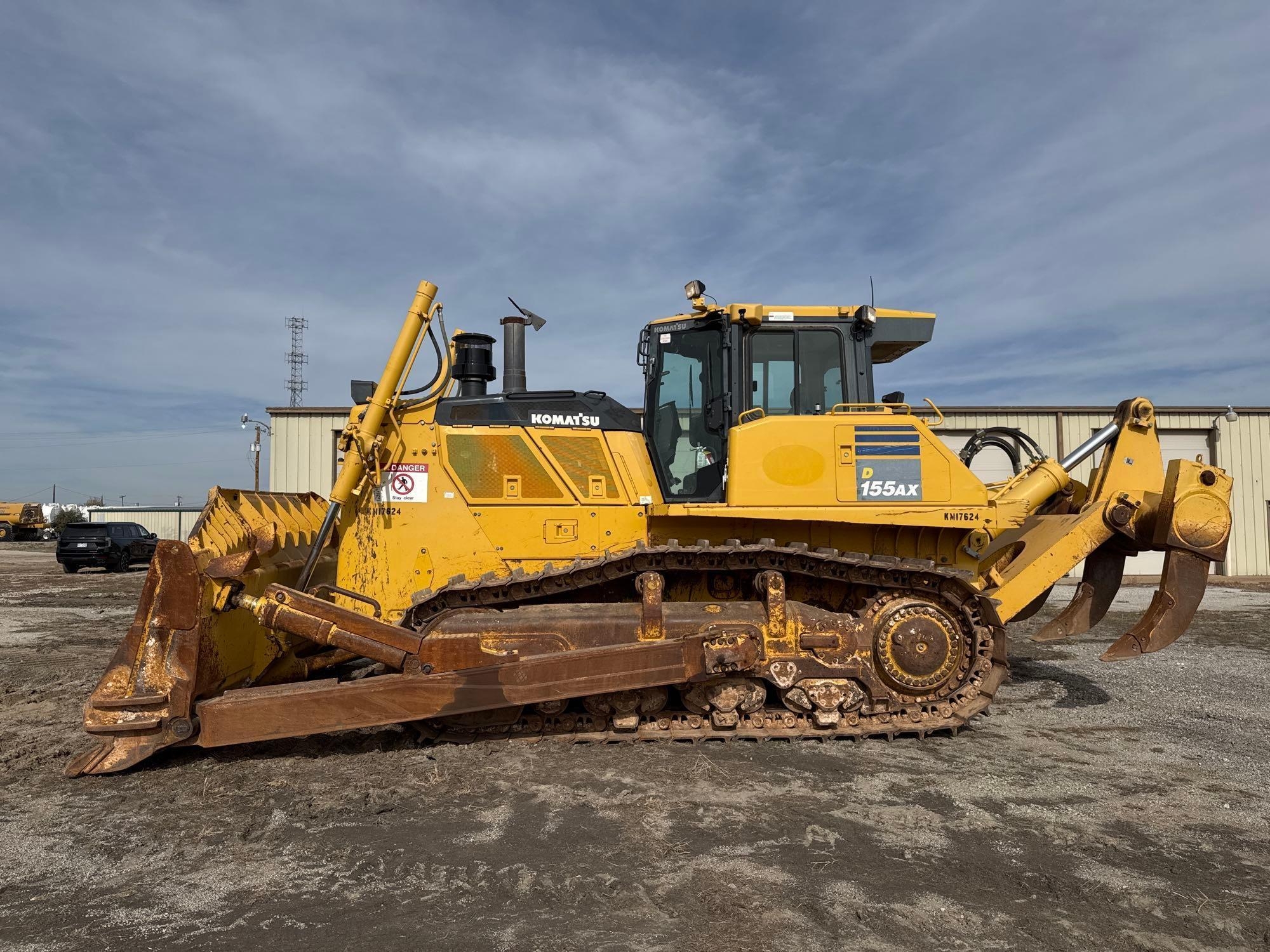 2017 KOMATSU D155AX-8 CRAWLER DOZER (A60429)