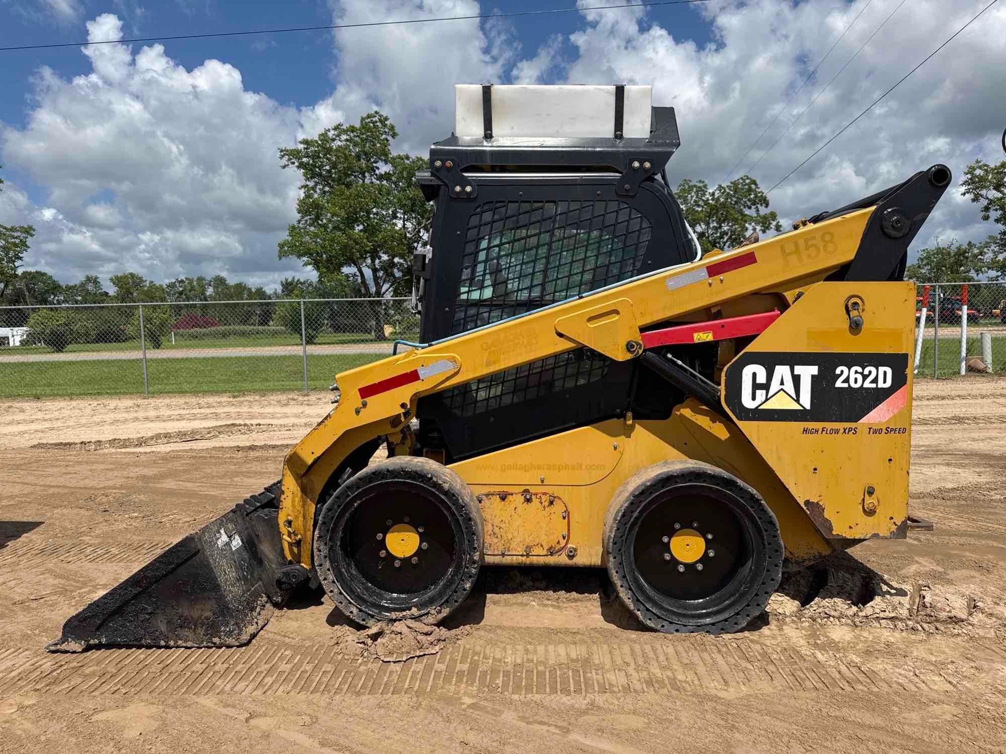 2018 CATERPILLAR 262D SOLID TIRE SKID STEER (A50458)