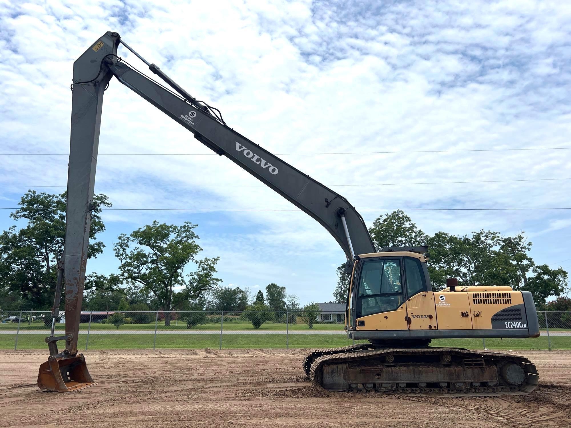 2011 VOLVO EC240C LR LONG REACH EXCAVATOR (A50458)