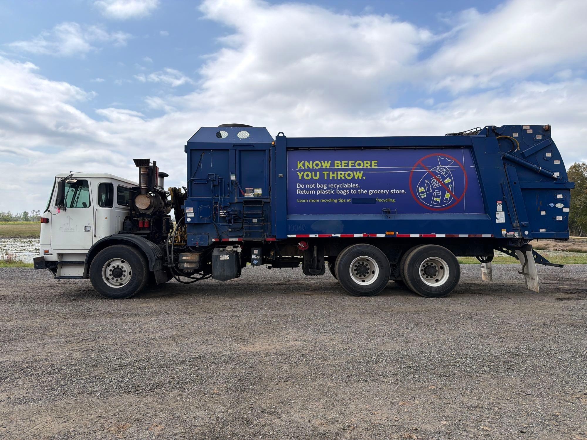2019 AUTOCAR XPEDITOR TRASH COMPACTOR TRUCK (A63276)