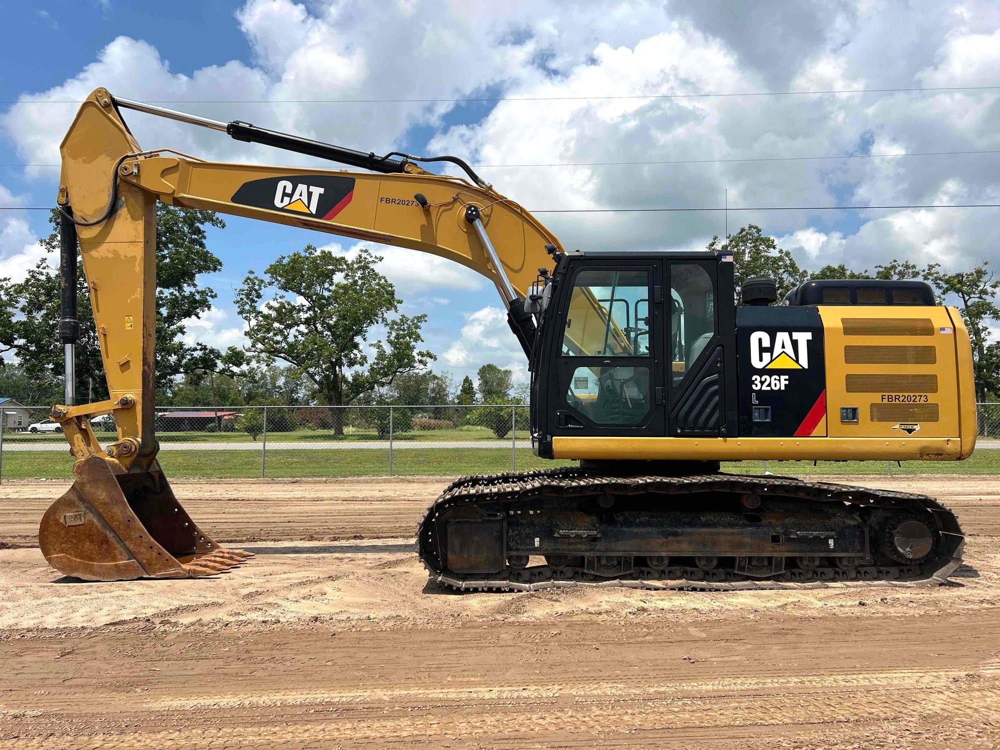 2018 CATERPILLAR 326FL EXCAVATOR (A51242)
