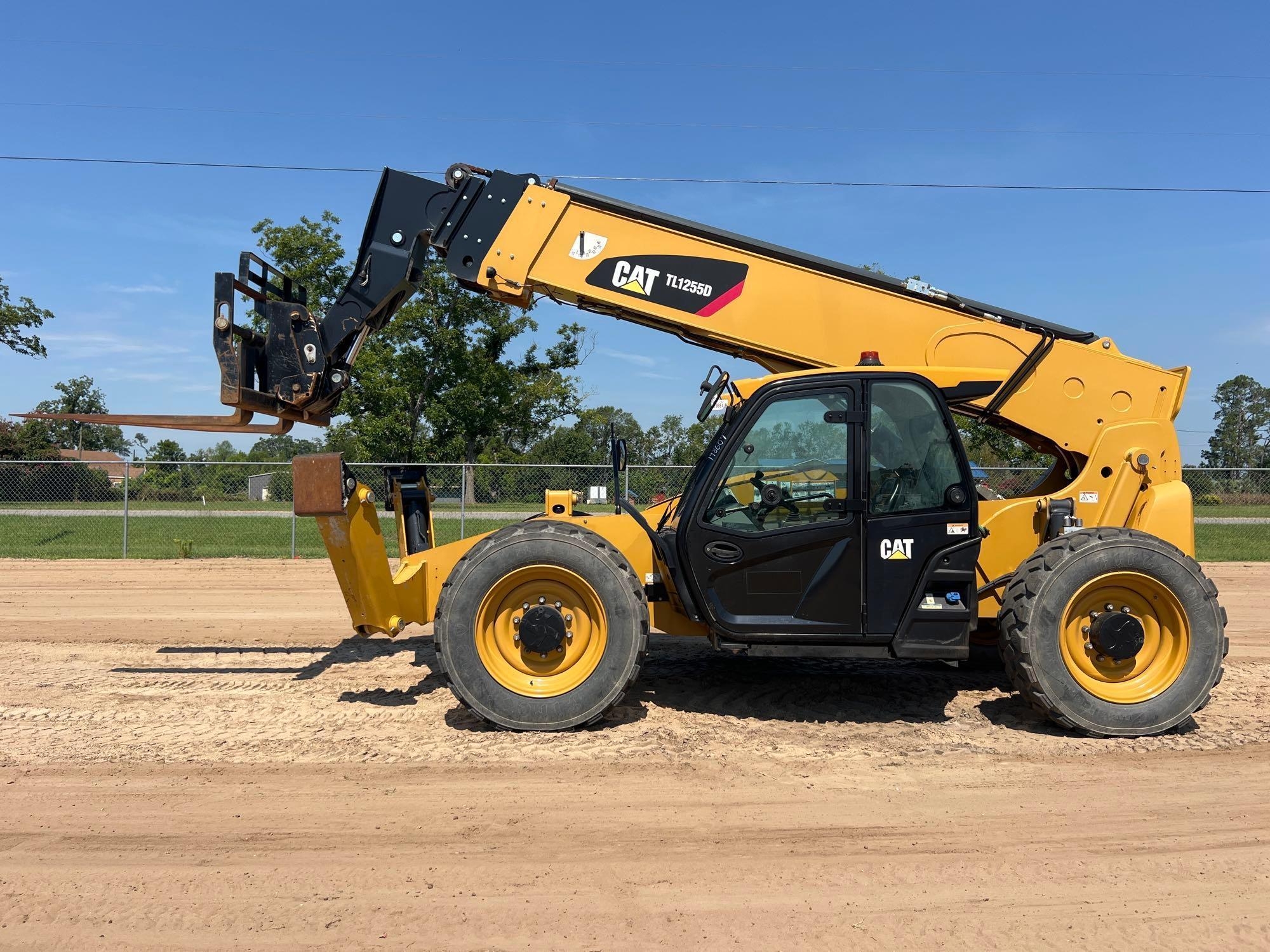 2020 CATERPILLAR TL1255D TELESCOPIC FORKLIFT (A51242)