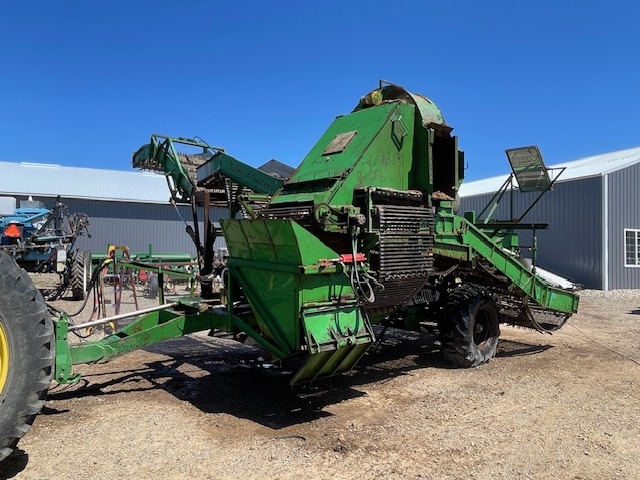 Lockwood 2 Row High Capacity Harvester (A47369)