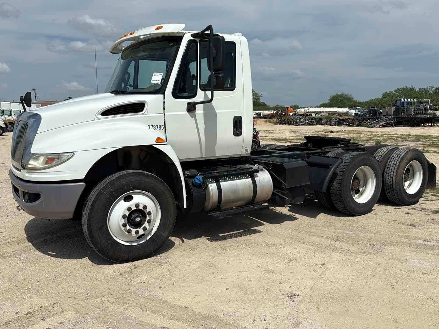 2017 INTERNATIONAL MF035 (A48992)