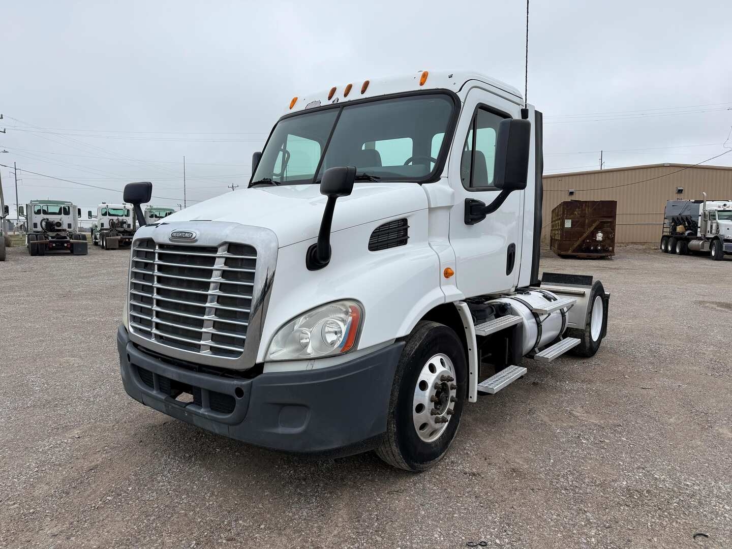 2013 FREIGHTLINER CASCADIA (A55745)