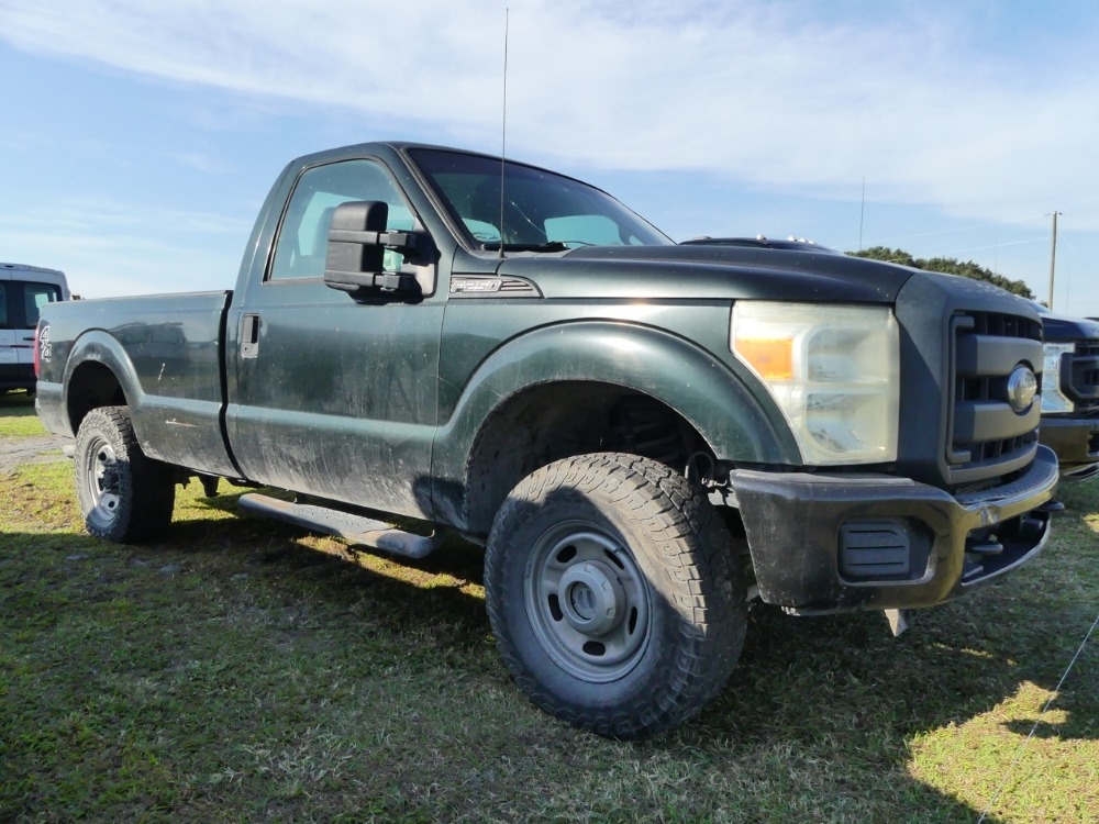 2015 Ford F-250XL (A57148)