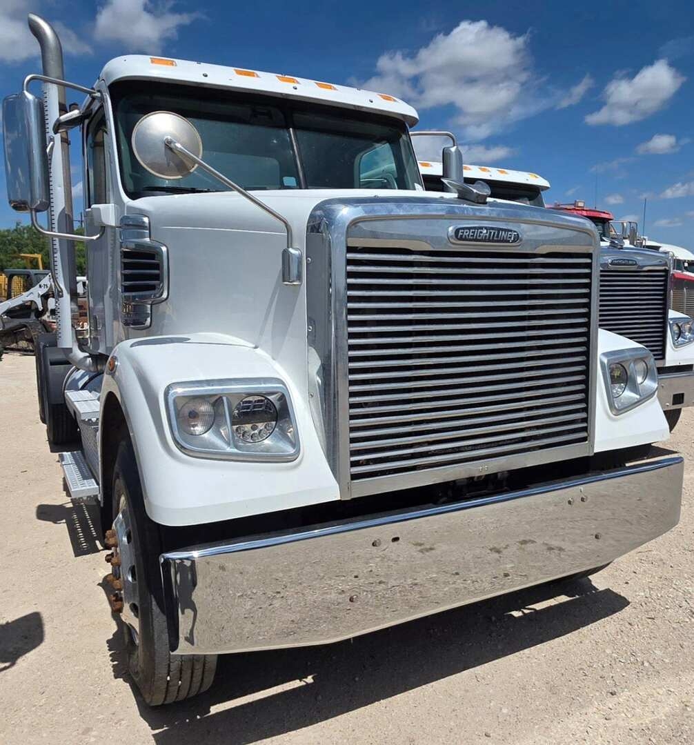 2014 FREIGHTLINER CASCADIA (A48992)