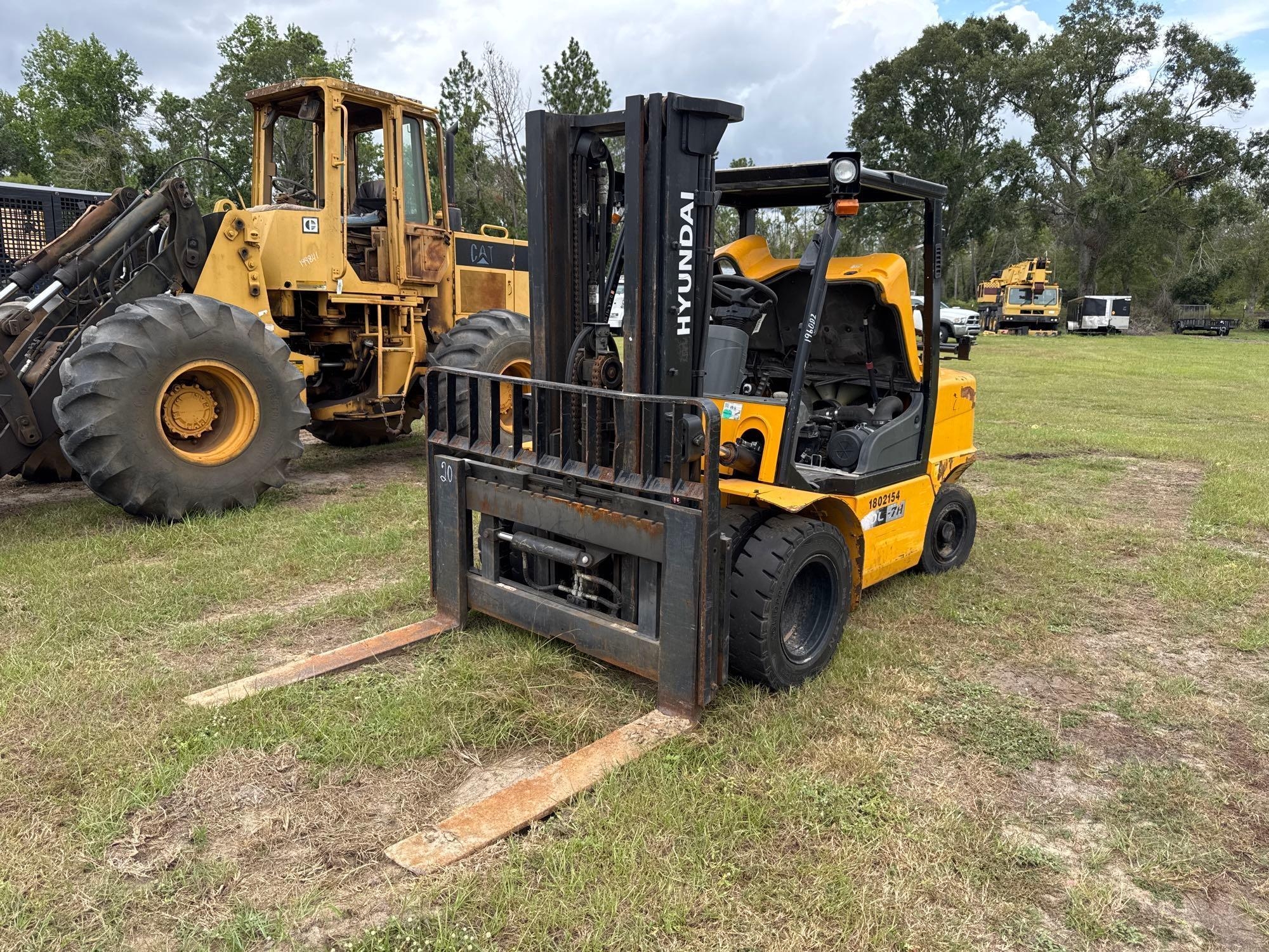 HYUNDAI 50L-7A STRAIGHT MAST FORKLIFT (A52705)