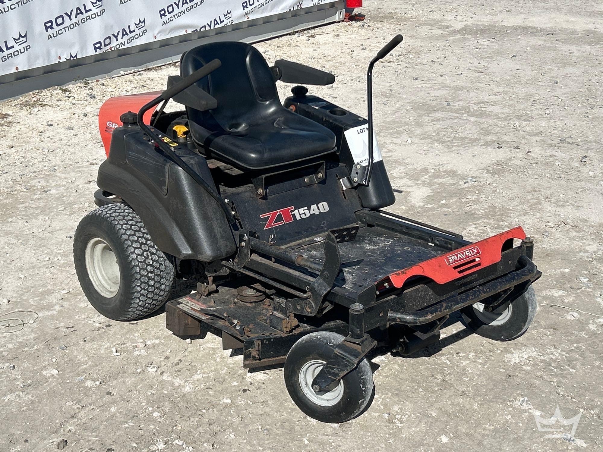 Gravely ZT 1540 40in Zero Turn Commercial Mower (A59228)