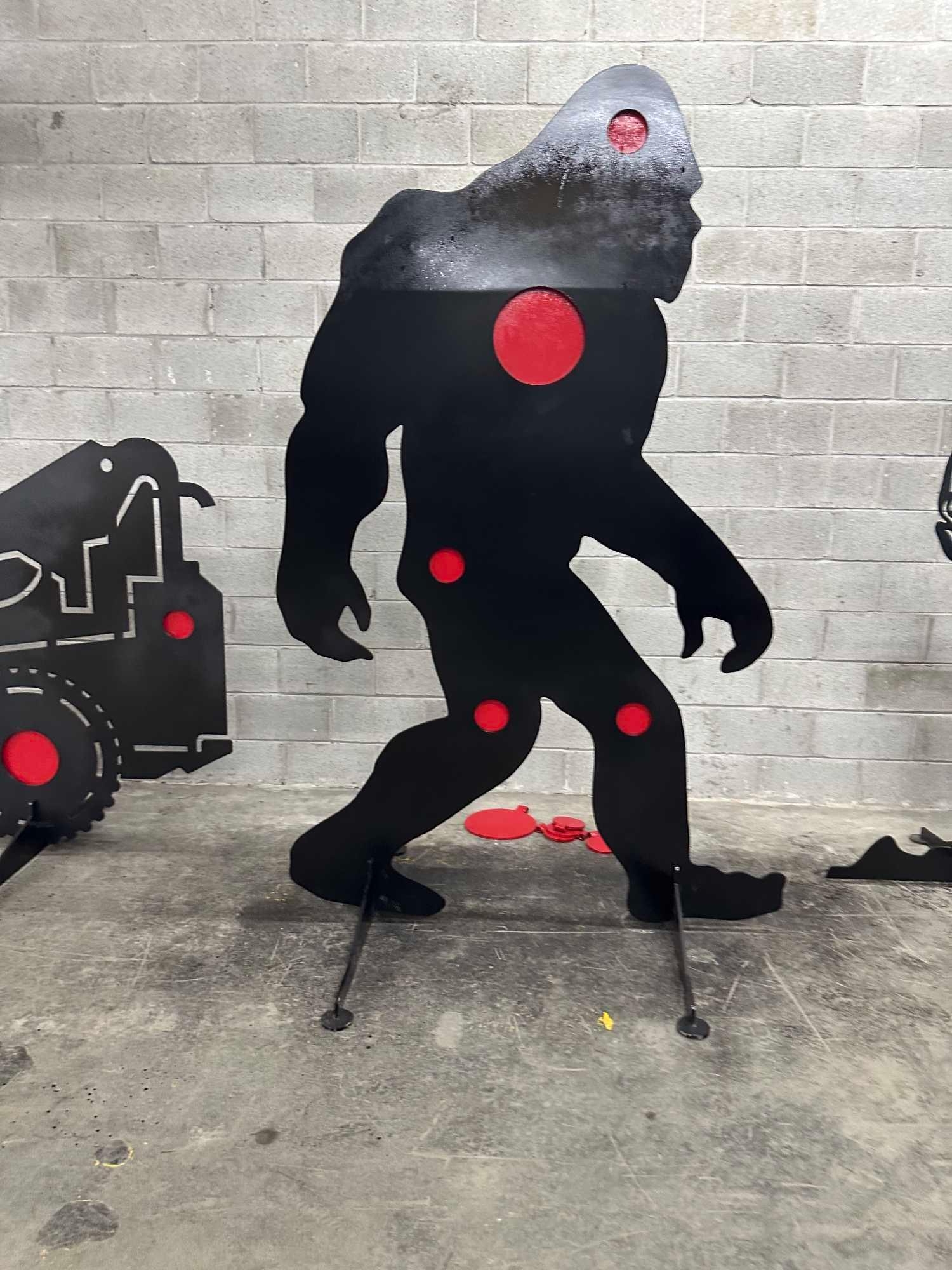 UNUSED BIGFOOT AR500 3/8" STEEL SHOOTING TARGET (A58376)