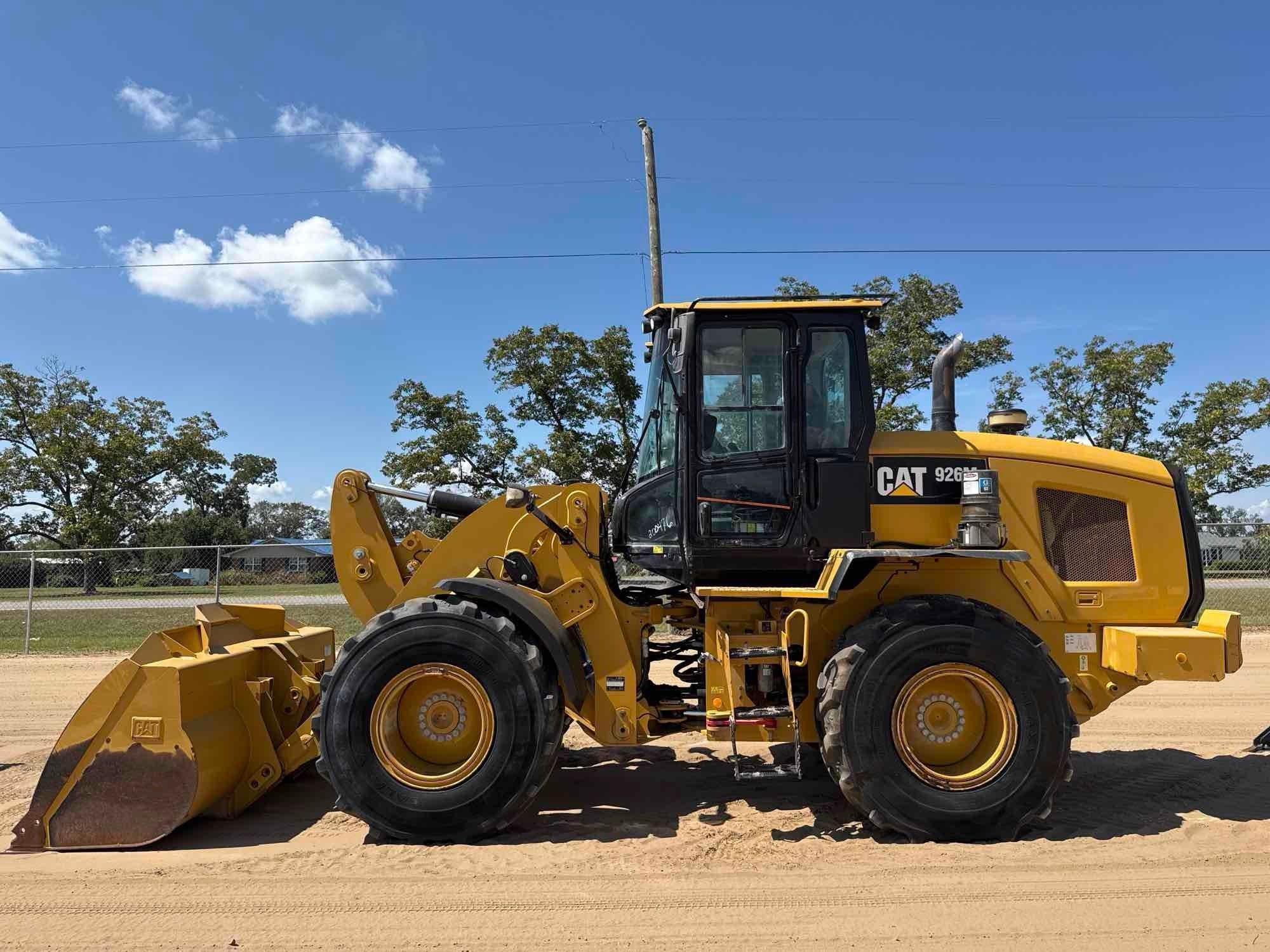 2019 CATERPILLAR 926M WHEEL LOADER (A52705)
