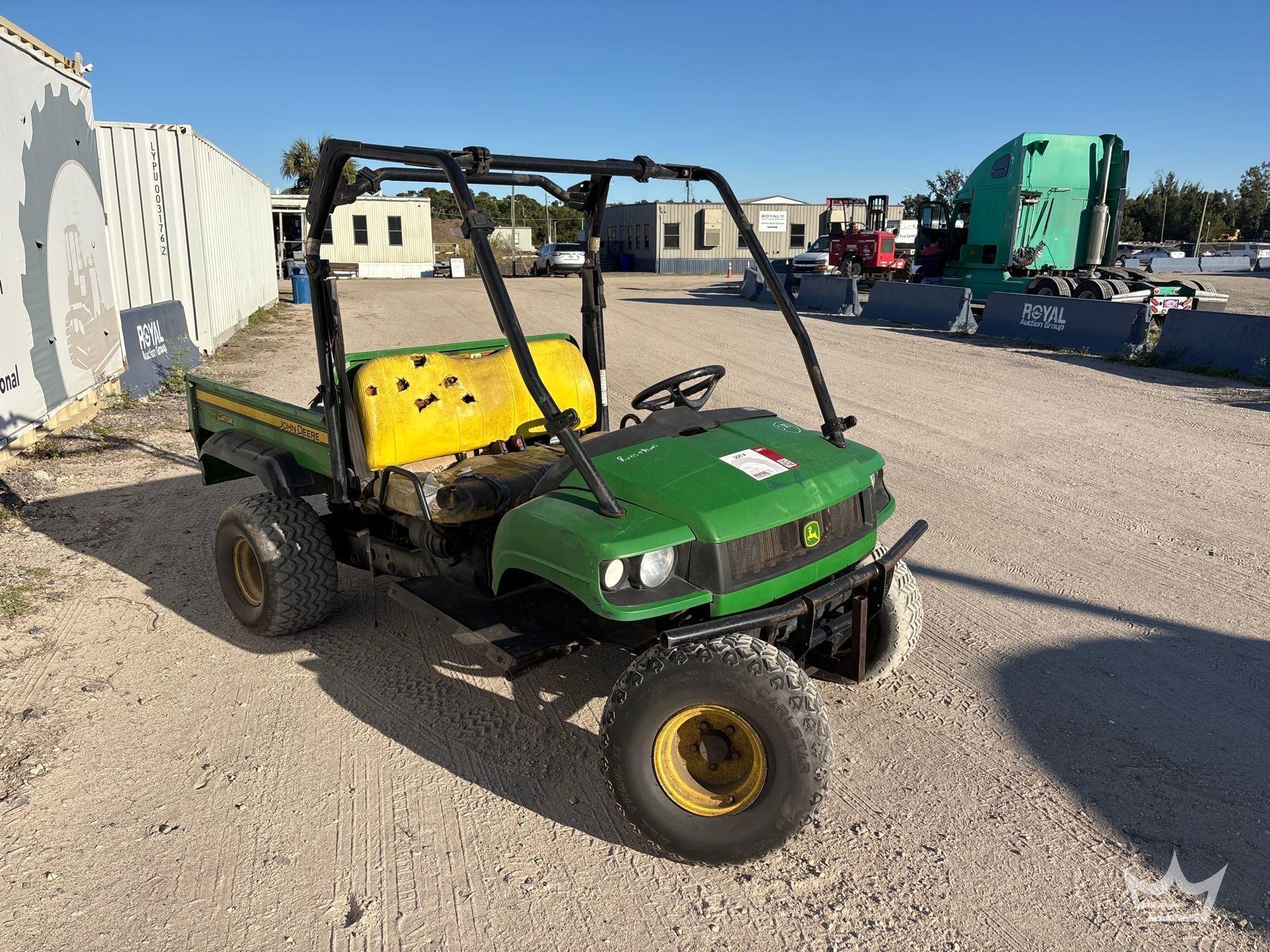 2016 John Deere HPX Gator 4x4 Gas Utility Cart (A61567)