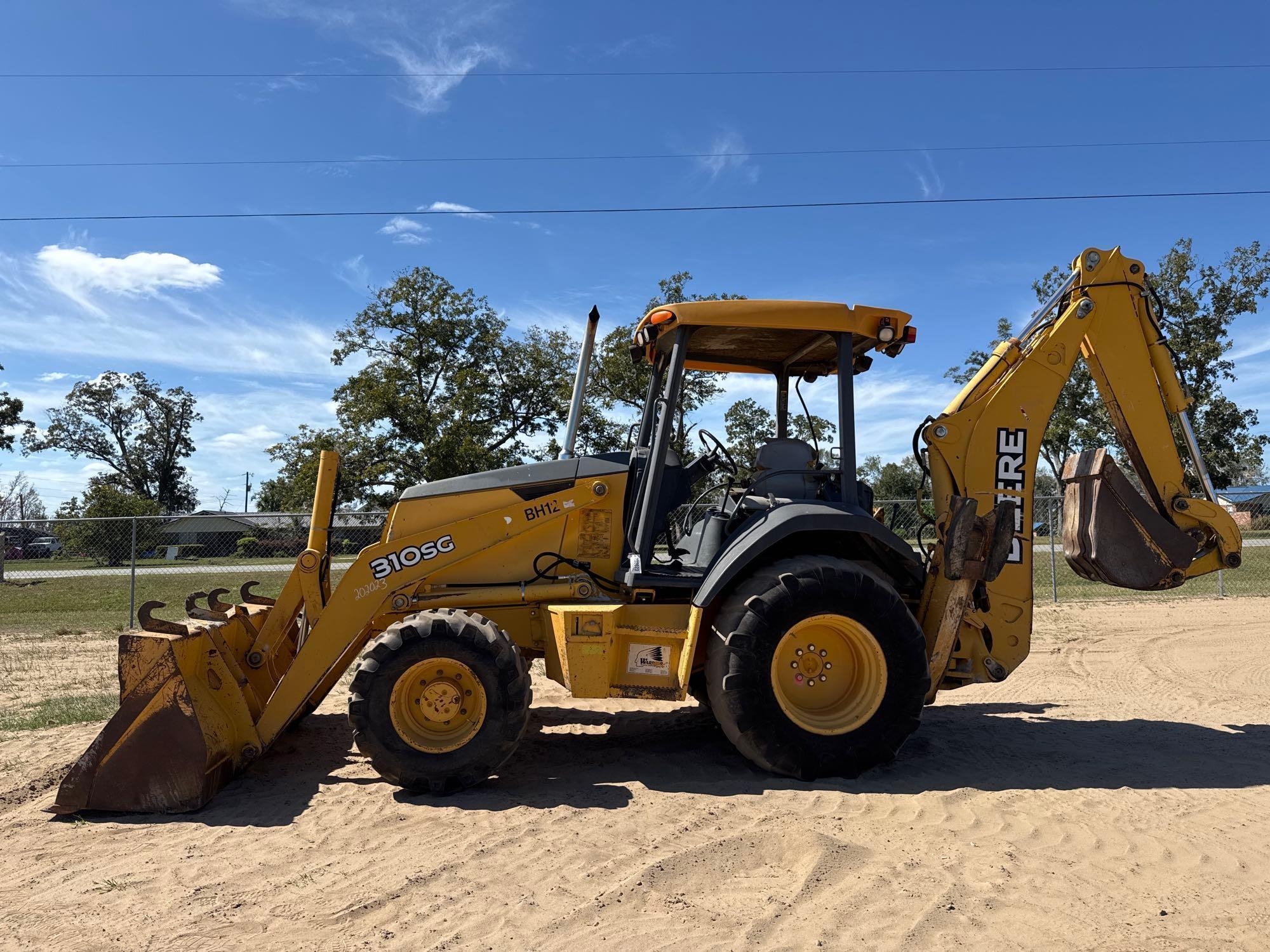 2006 JOHN DEERE 310SG BACKHOE (A52705)