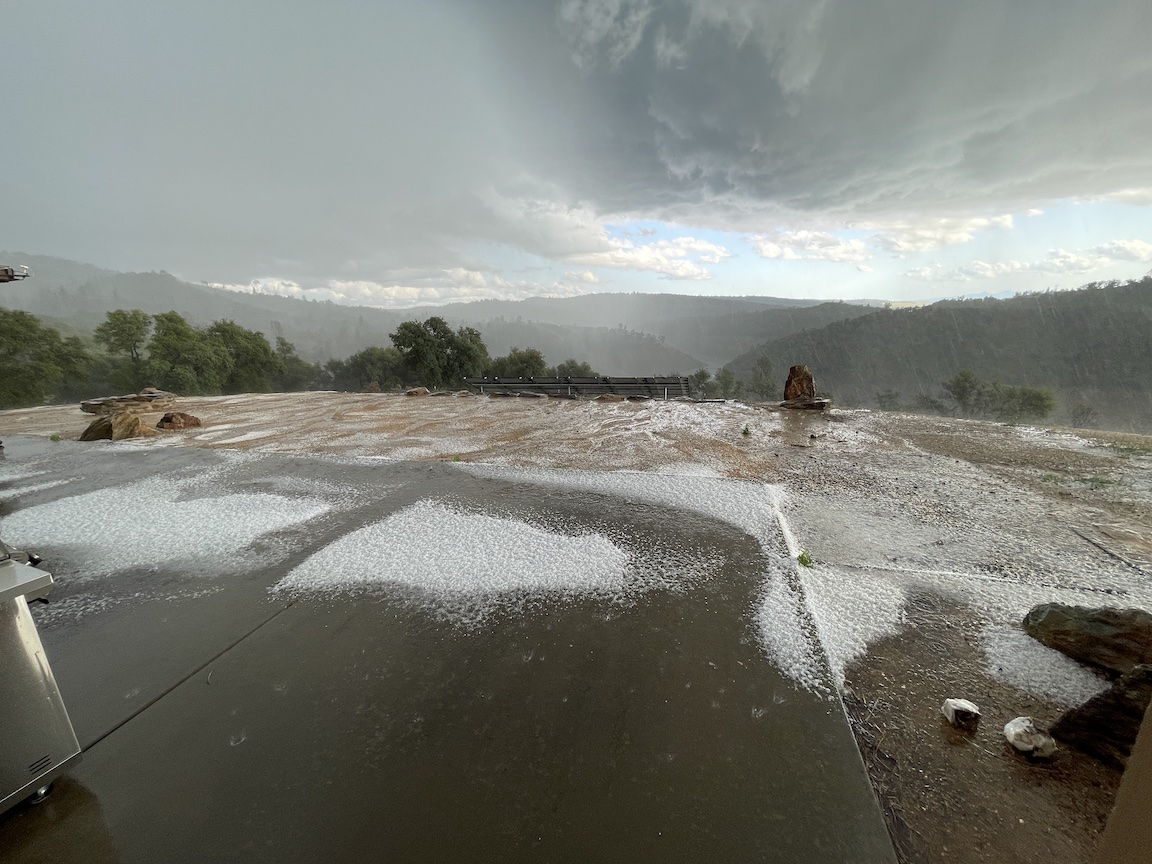 2022-04-16hail.jpg