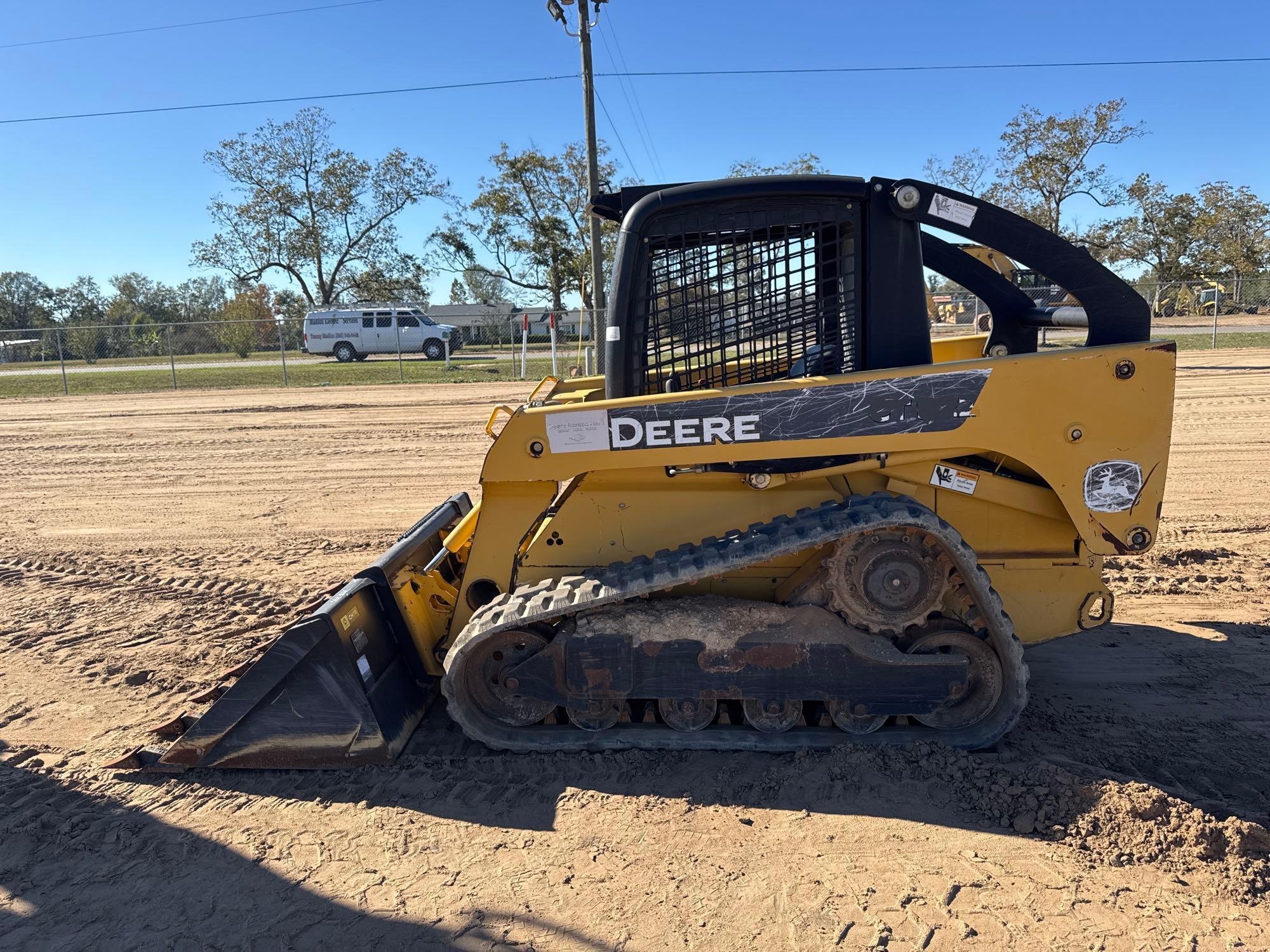 JOHN DEERE CT322 SKID STEER (A52707)