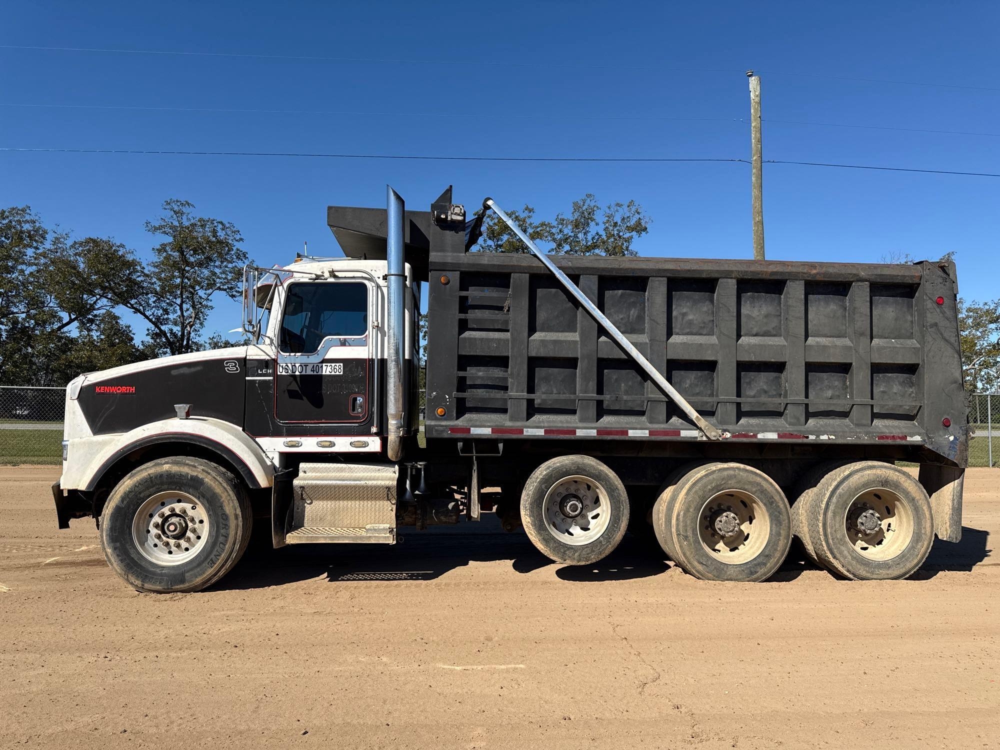 1988 KENWORTH T800 DUMP TRUCK (A58375)