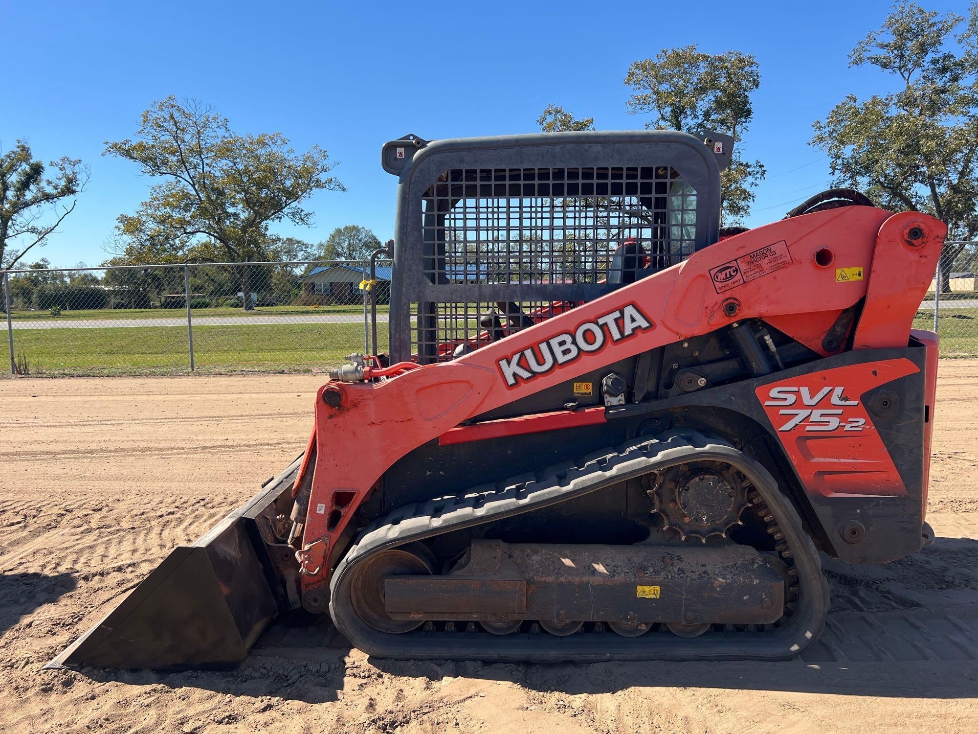 2017 KUBOTA SVL75-2 SKID STEER (A52707)