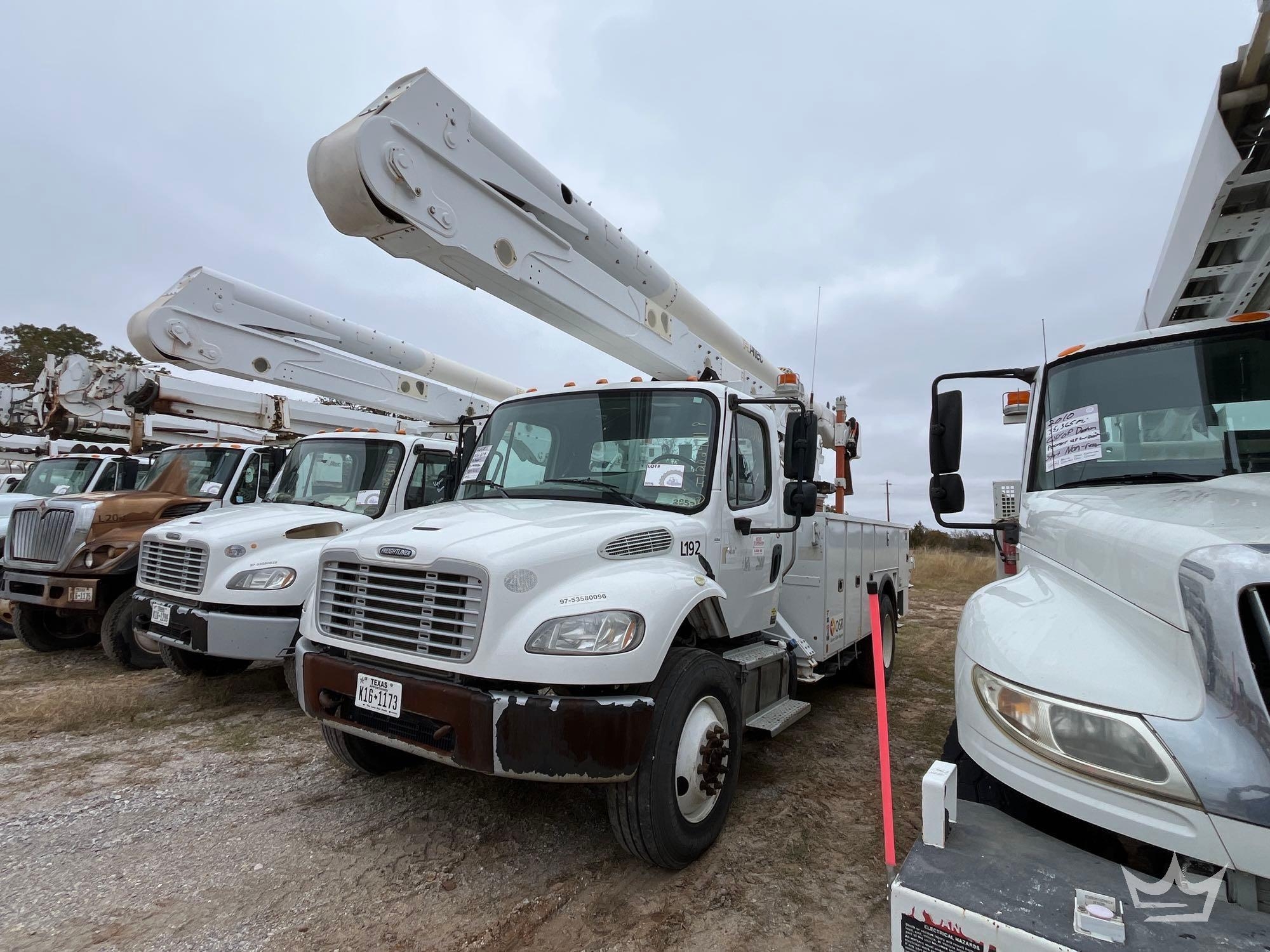 2018 Freightliner M2 106 AWD Altec AA55 56ft. Insulated Material Handling Bucket Truck (A64194)