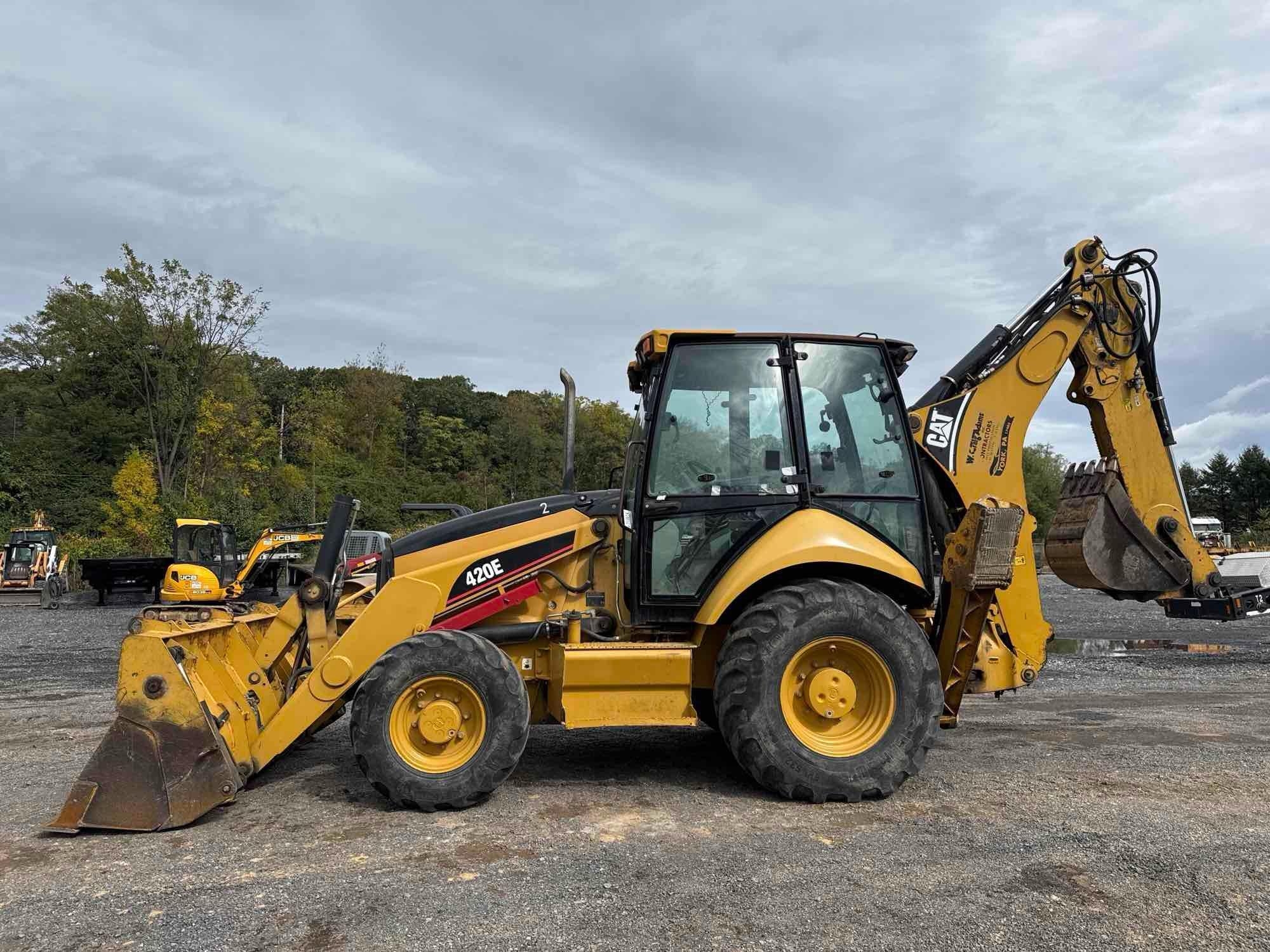 CATERPILLAR 420E BACKHOE (A52707)