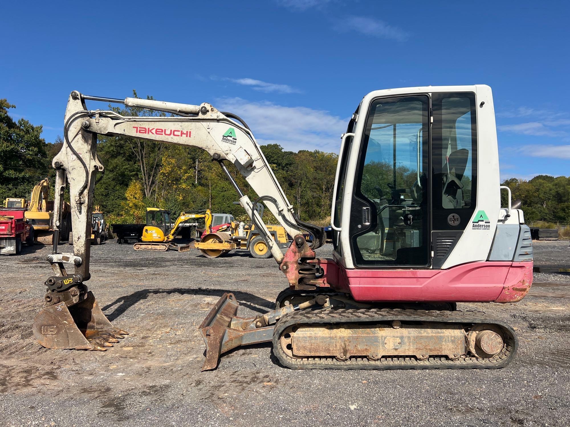 2013 TAKEUCHI TB235 EXCAVATOR (A52707)