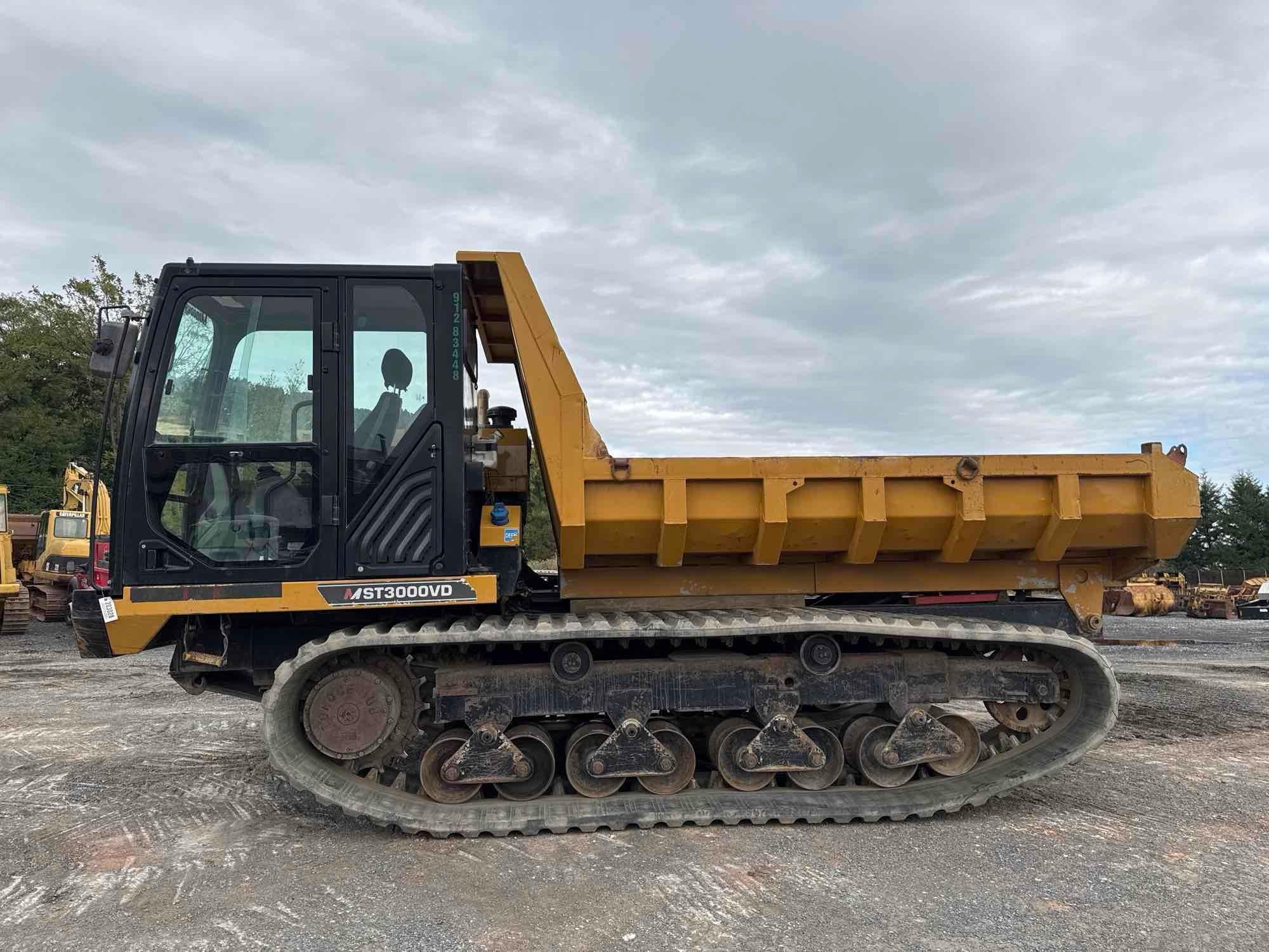 2017 MOROOKA MST300VD CRAWLER DUMPER (A52707)
