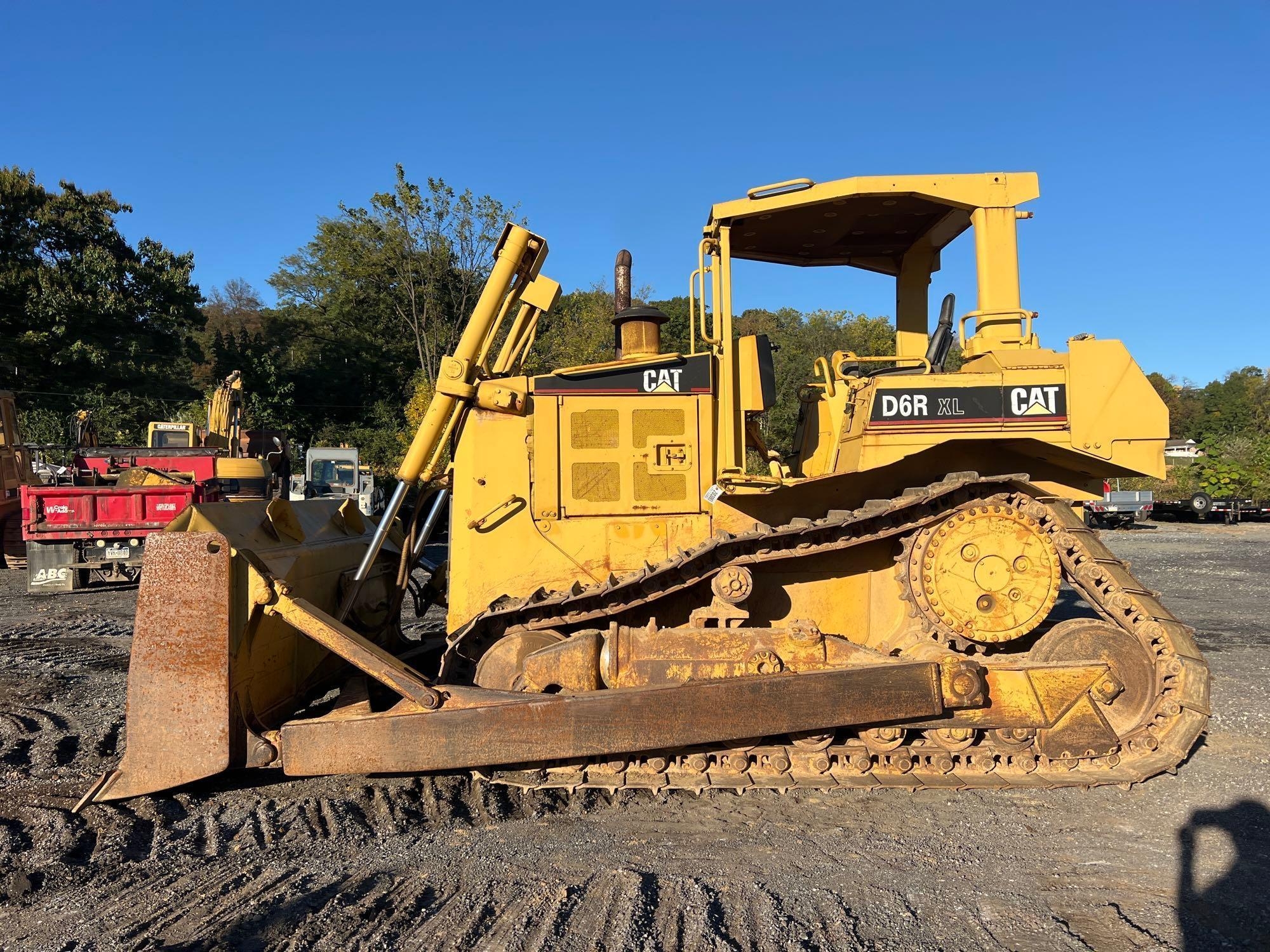 CATERPILLAR D6R XL CRAWLER DOZER (A52707)