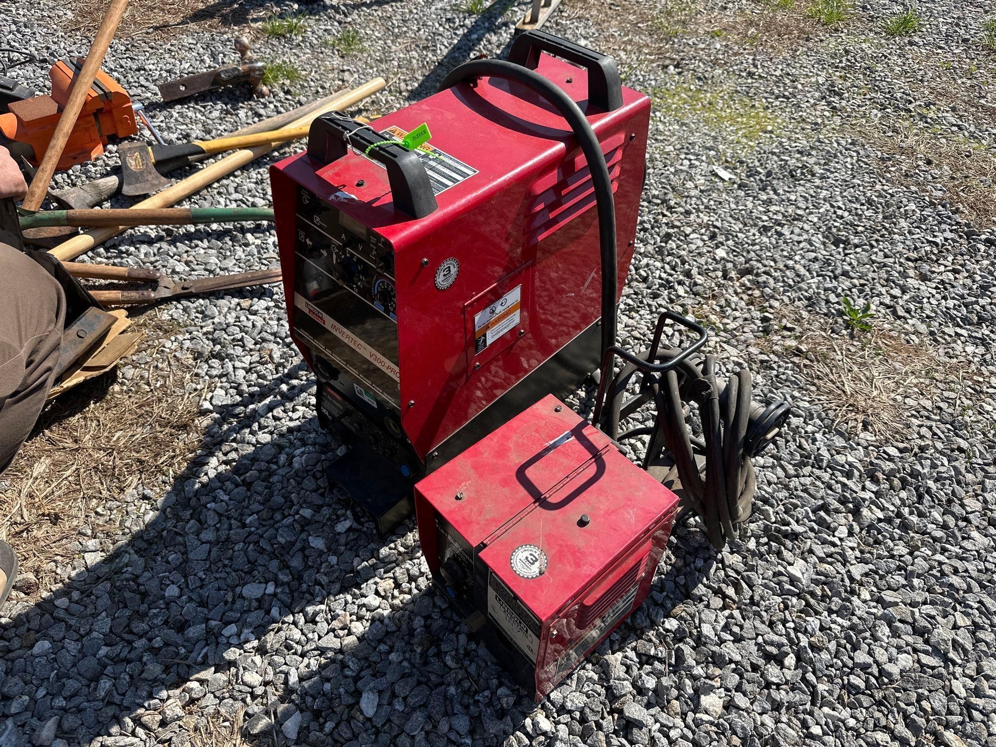 Lincoln Electric Invertee V-300 Pro Welder & Lincoln Electric LN-7 (A65579)