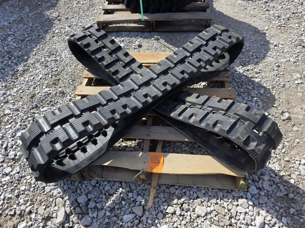 (2) Vermeer 9255 Tracks (A66408)