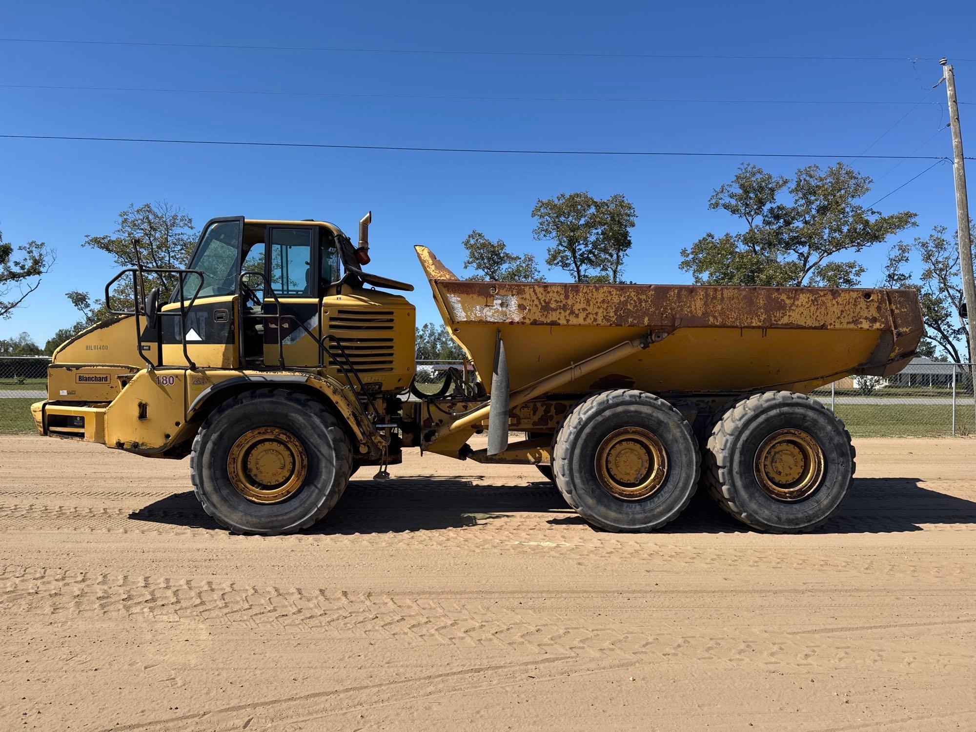 2007 CATERPILLAR 725 OFF ROAD DUMP TRUCK (A60429)