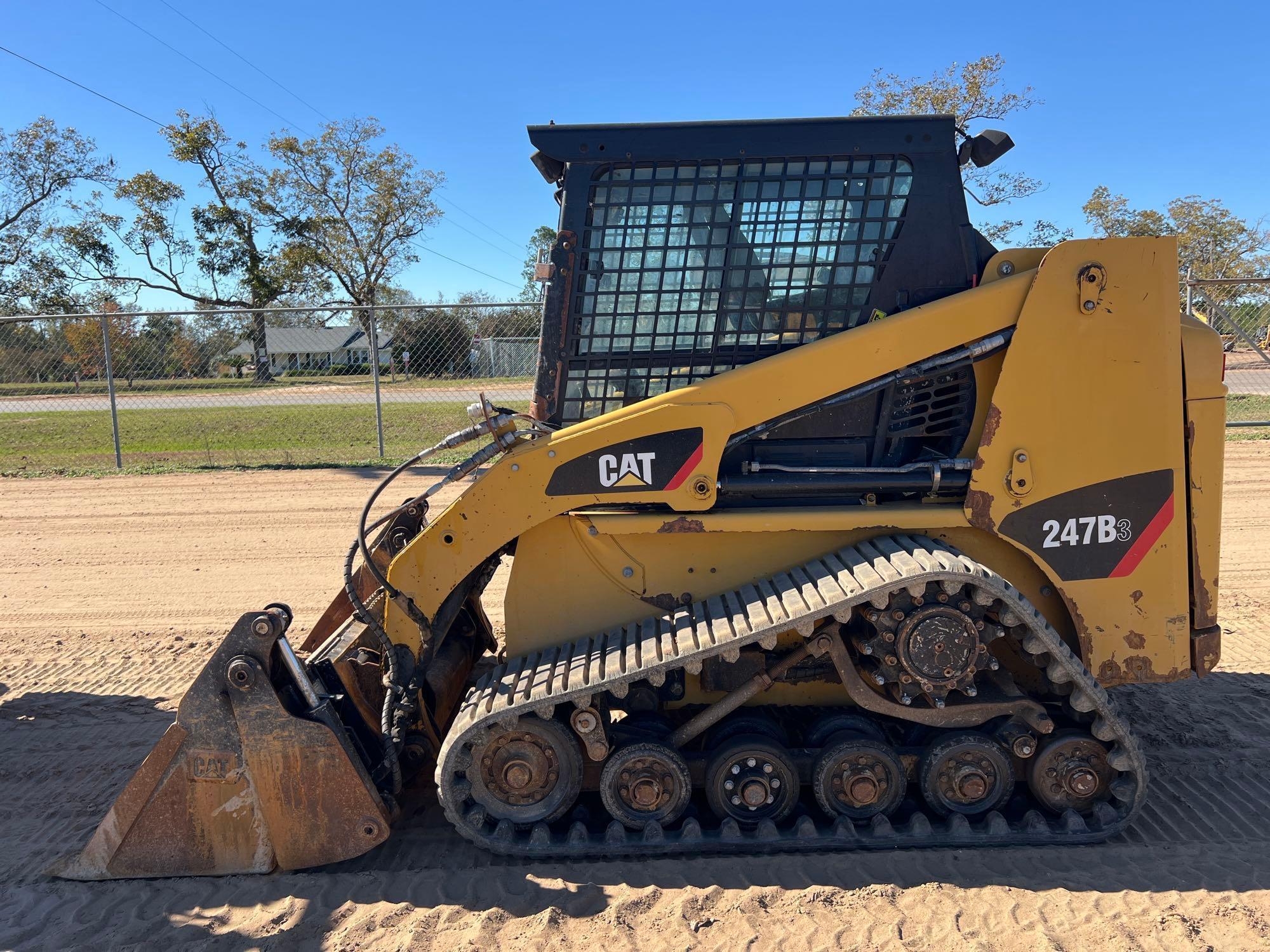 CATERPILLAR 247B3 SKID STEER (A52707)