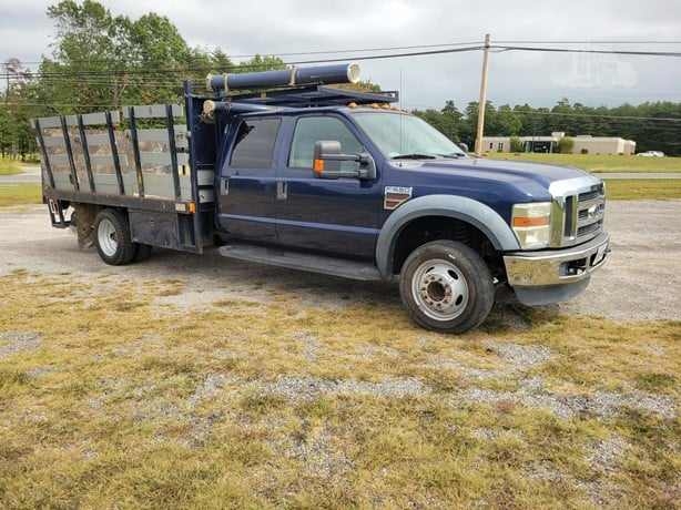 2009 Ford F550 Flatbed w/ Lift Gate (A62613)