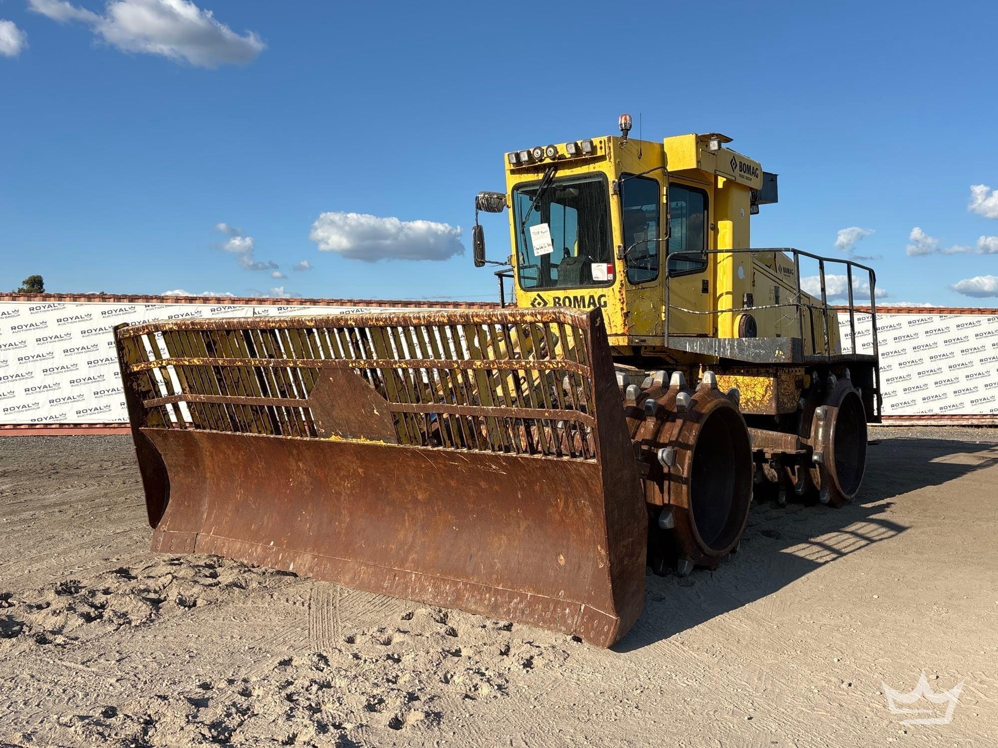 2018 Bomag BC572 Articulated Refuse Compactor (A61567)