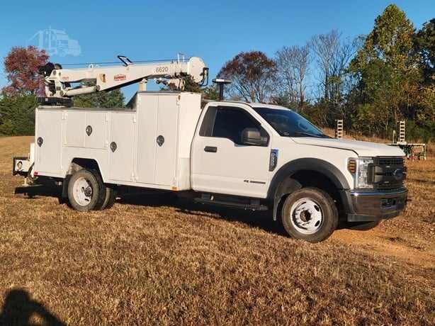 2018 FORD F550 XL 6K LB SERVICE CRANE (A62613)
