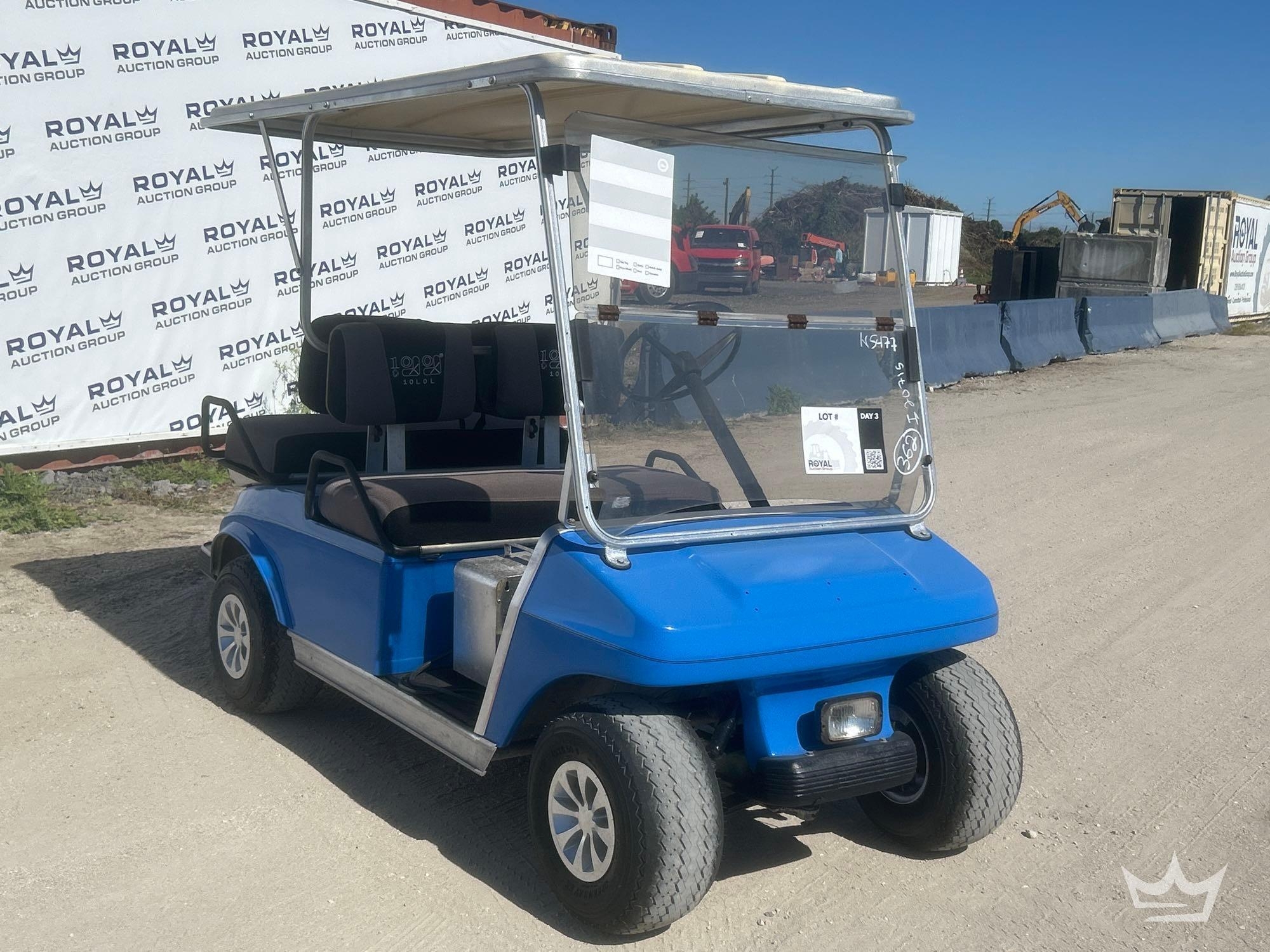 2004 Electric Club Car Cart (A61569)