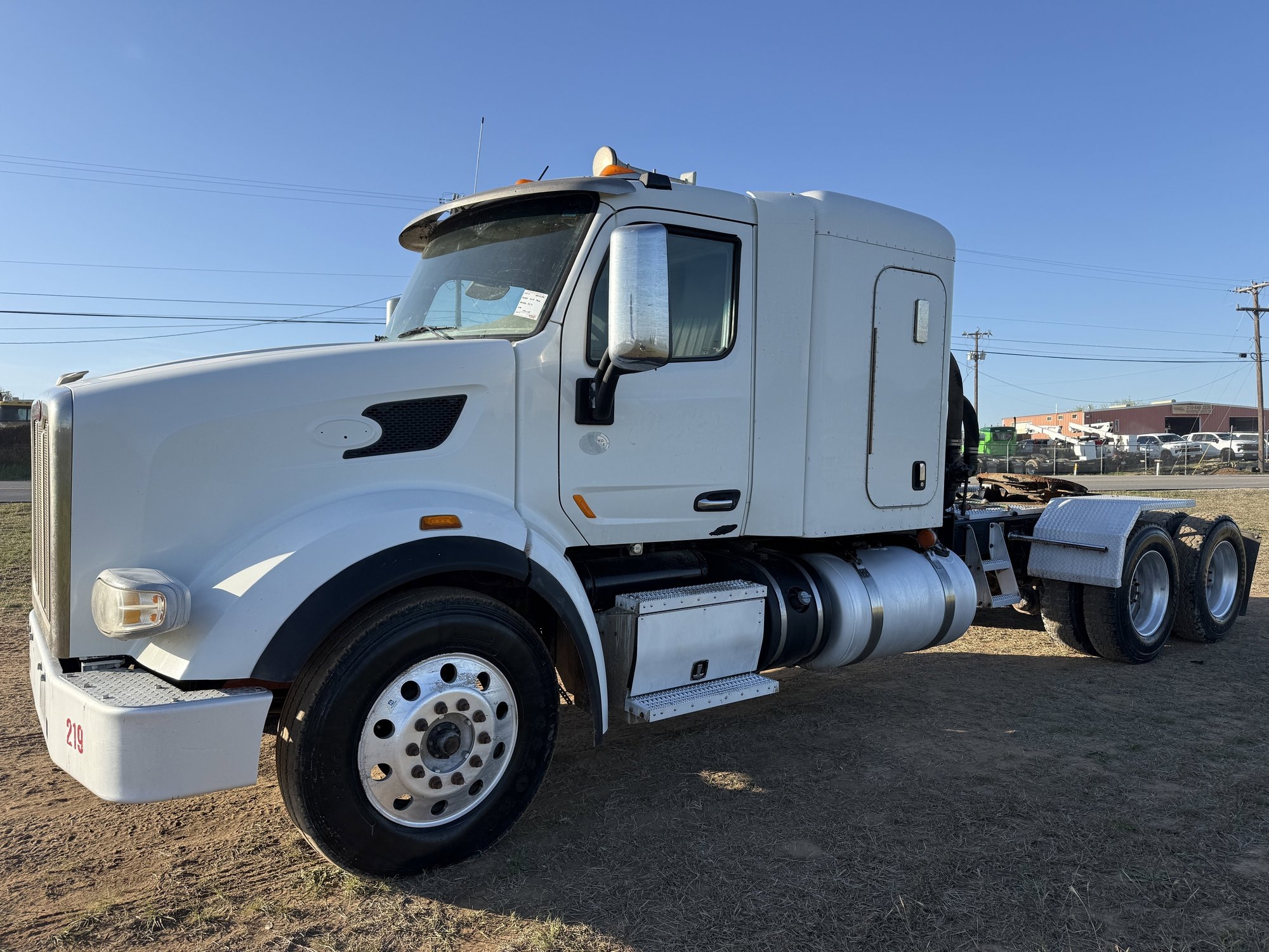 2018 PETERBILT 567 (A65643)