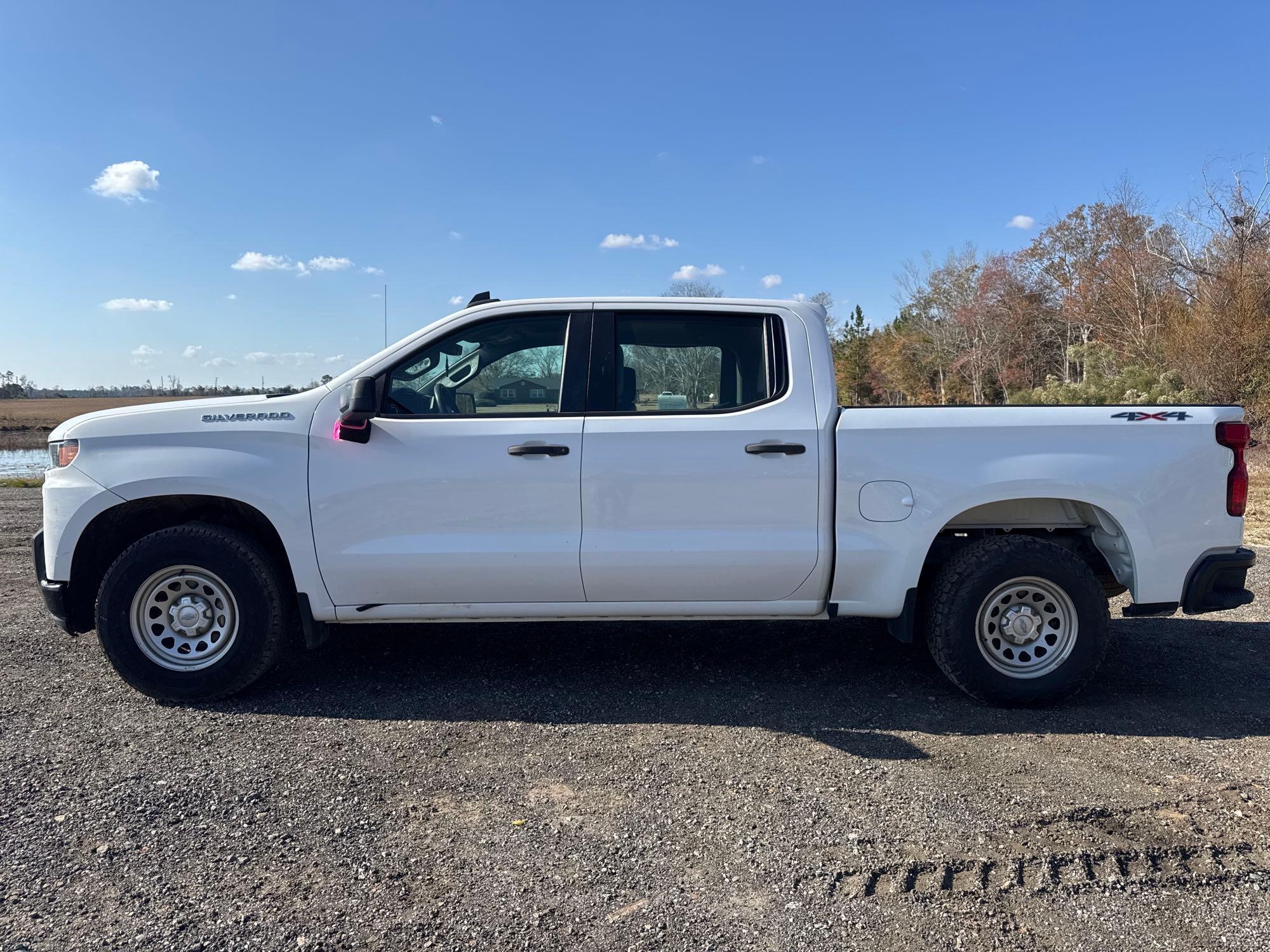 2016 CHEVROLET SILVERADO CREW CAB TRUCK (A59823)