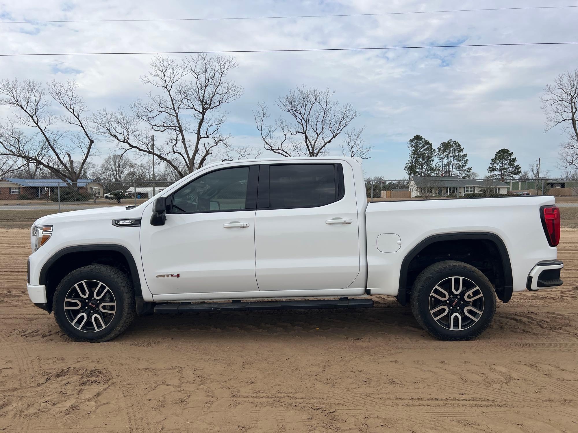 2020 GMC AT4 CREW CAB TRUCK (A65054)