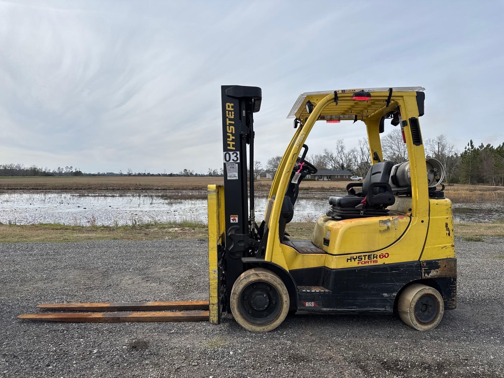 HYSTER S60FT STRAIGHT MAST FORKLIFT (A59823)